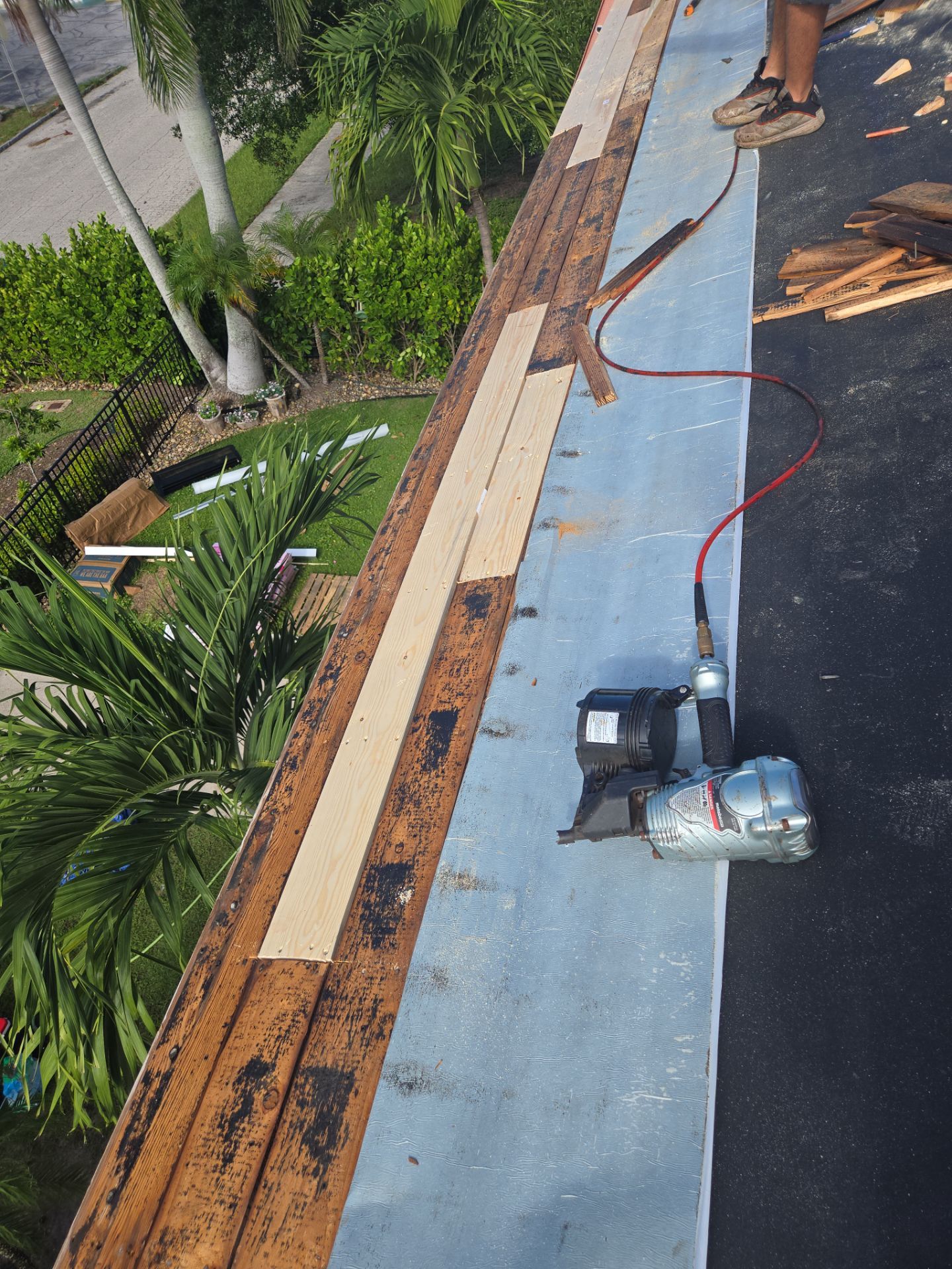 Project in St. Petersburg 33704 by Mitchell Roofing Company LLC 