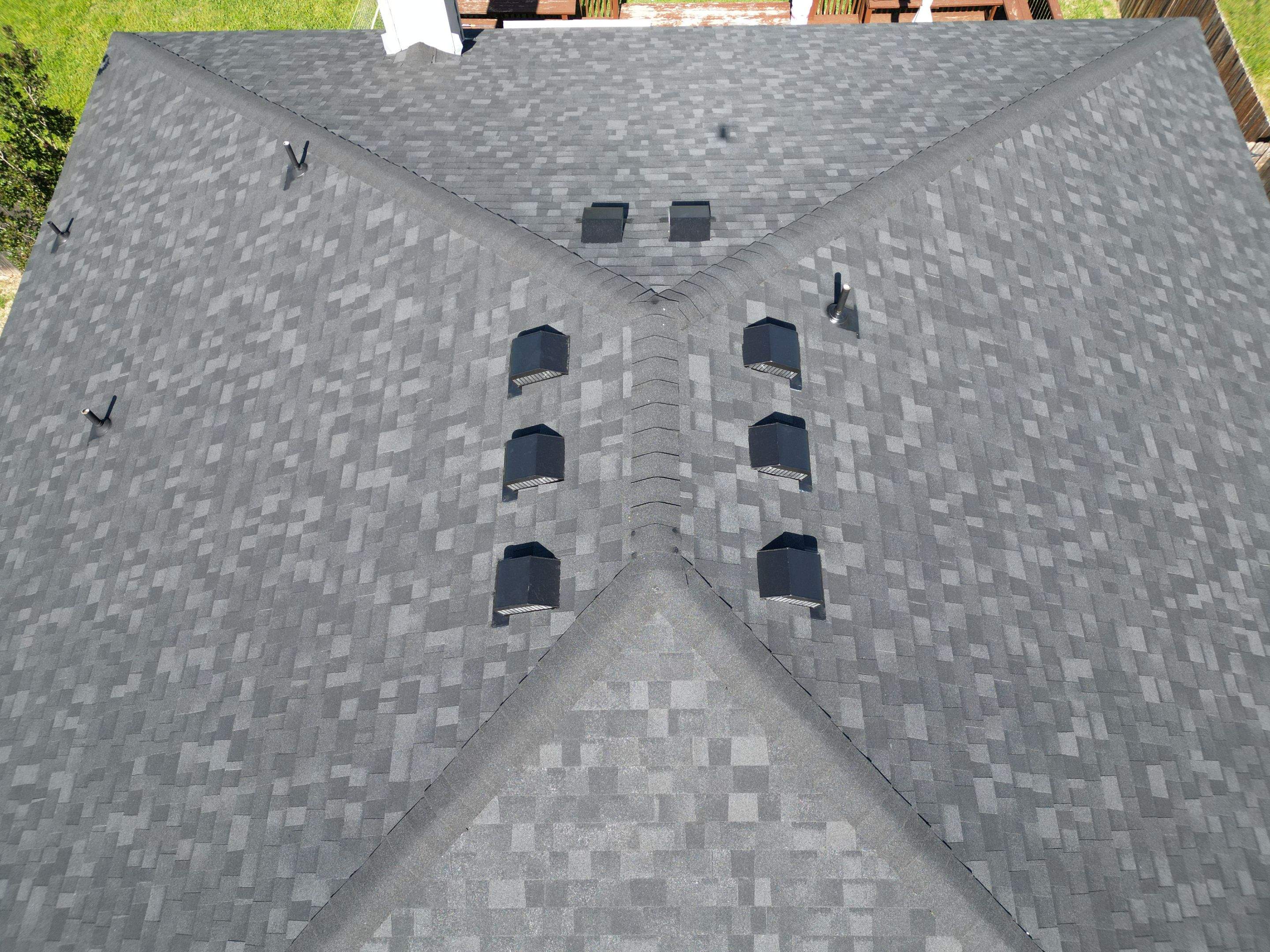 Onyx Black - Owens Corning TruDefinition Duration by RoofsOnly.com