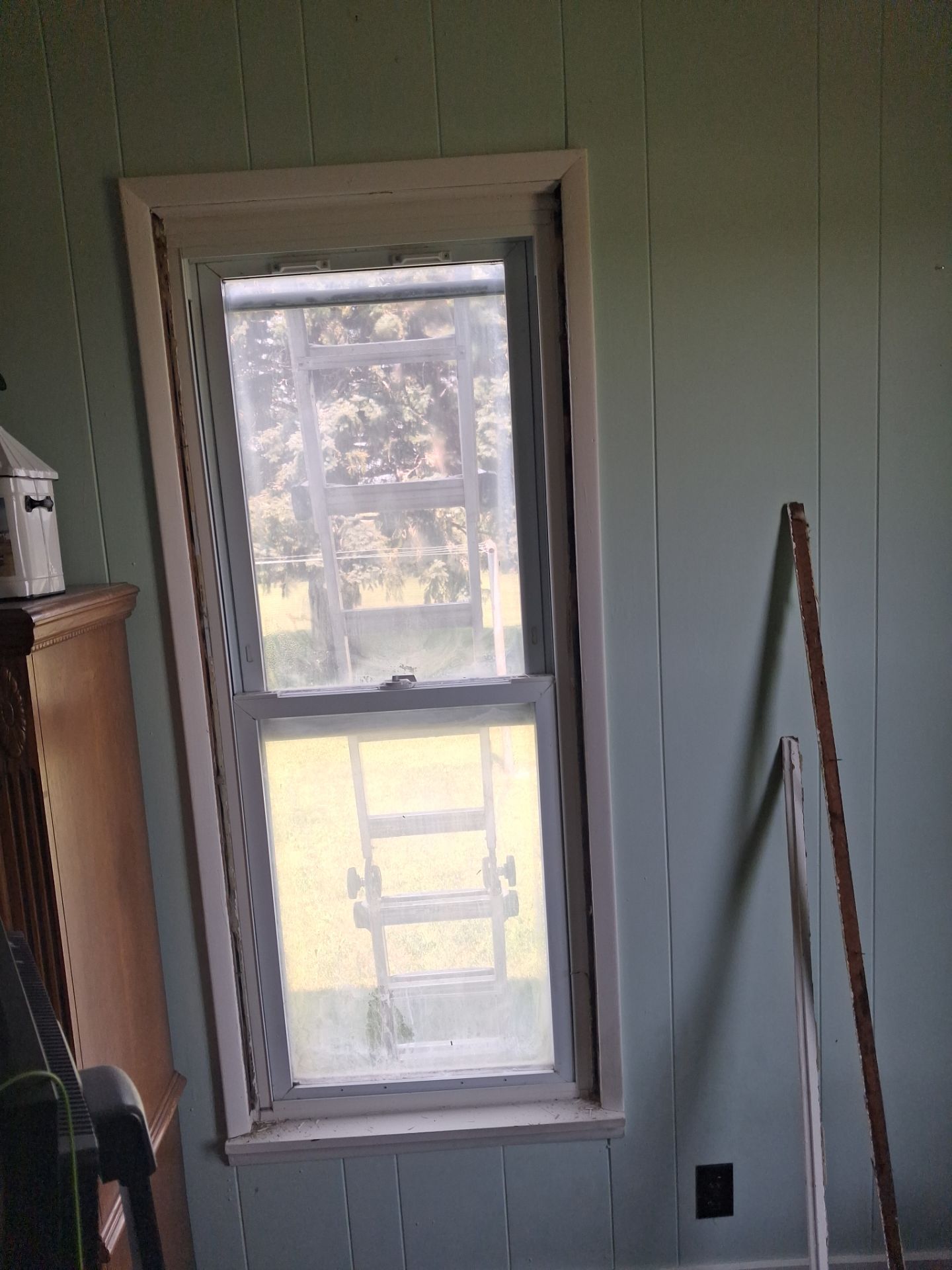 A Fresh Look with Midway Hawthorn Series Windows by United Windows and Siding LLC