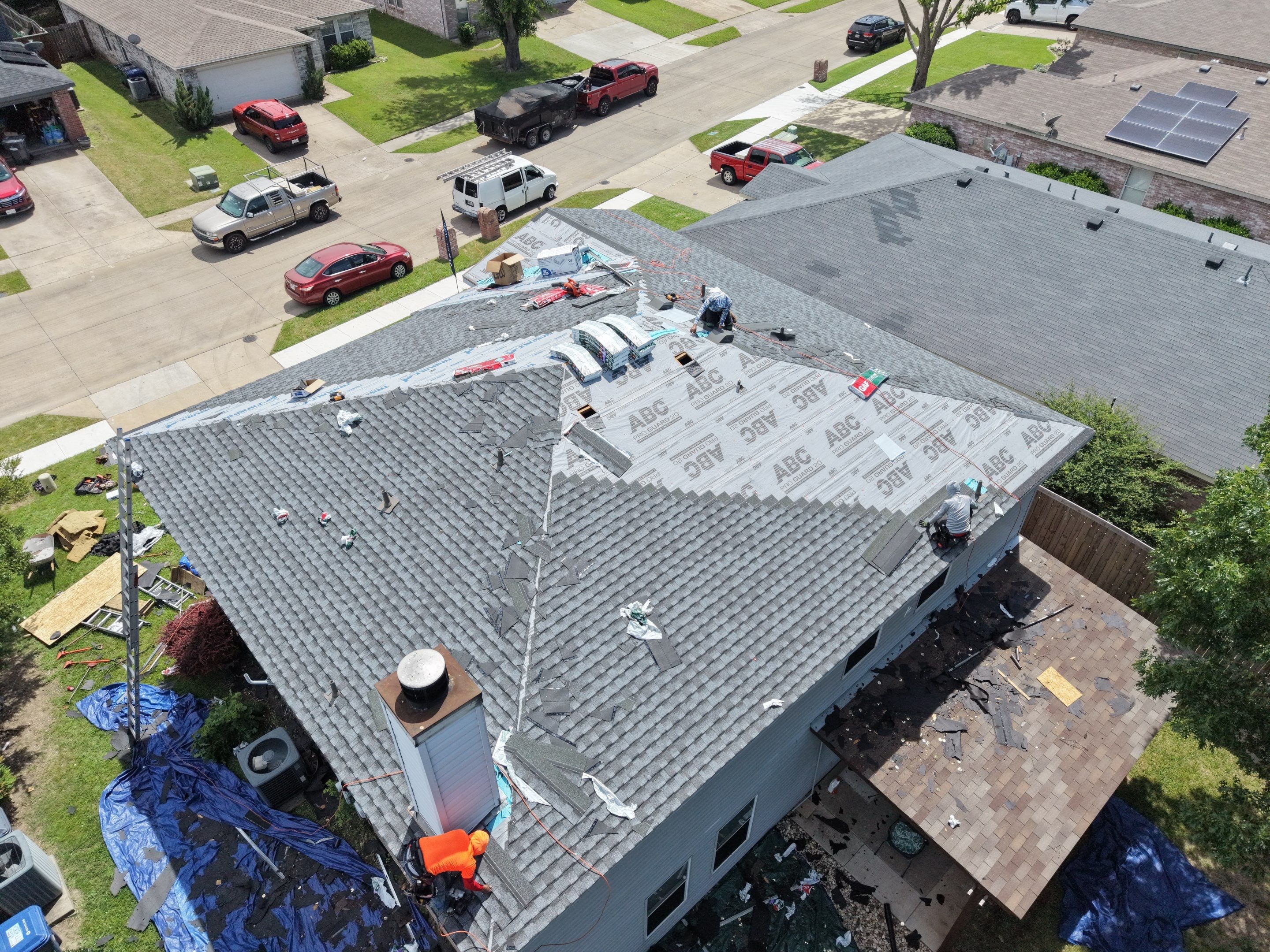 Elite Roofing LLC featured photo.