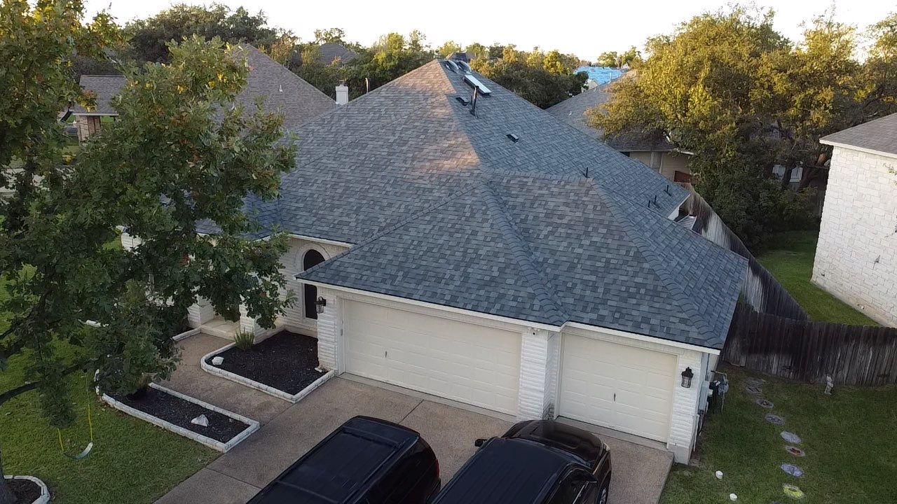 Estate Gray - Owens Corning TruDefinition Duration by RoofsOnly.com