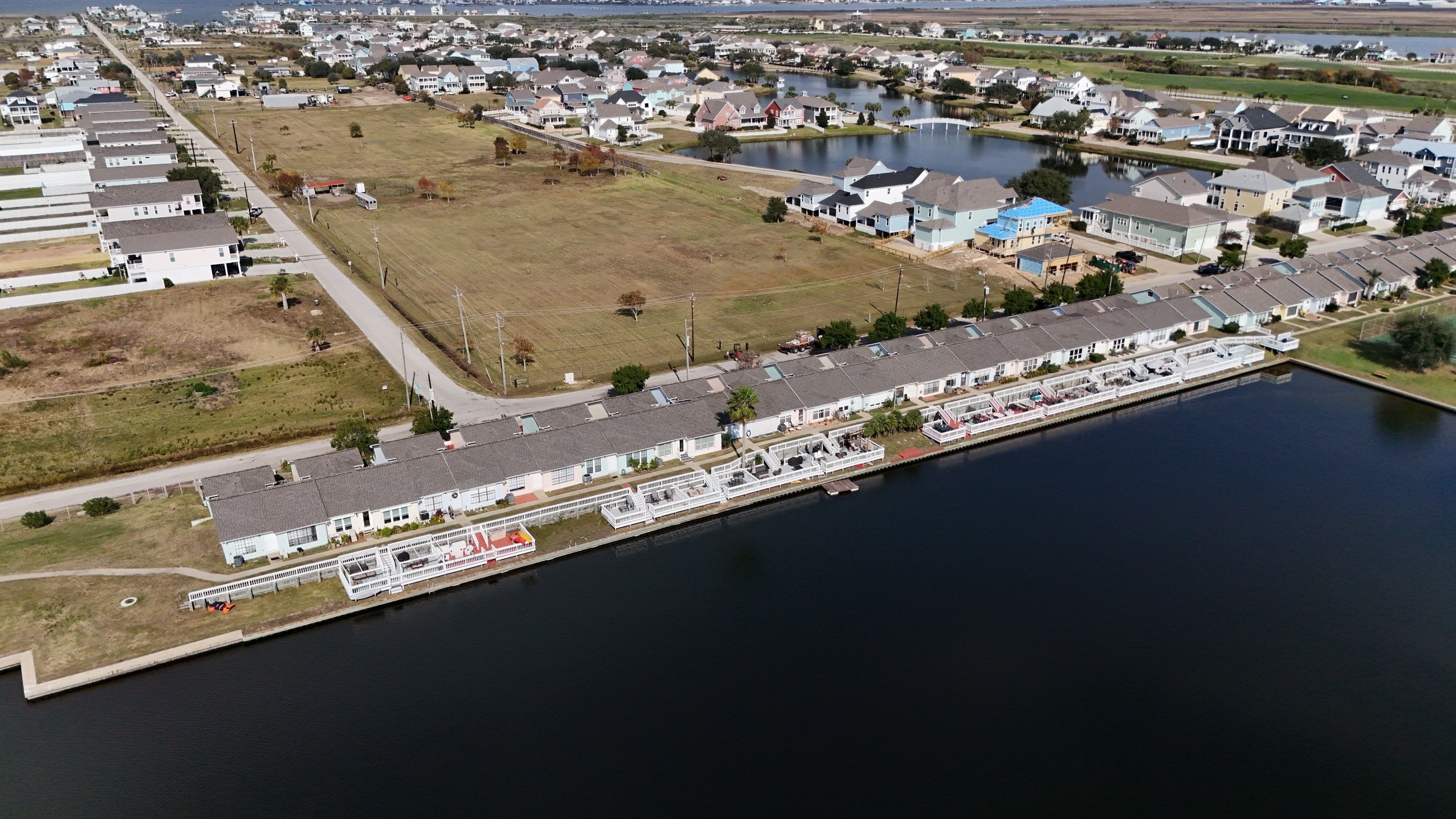 Bay Meadows Townhomes by Noble Roofing