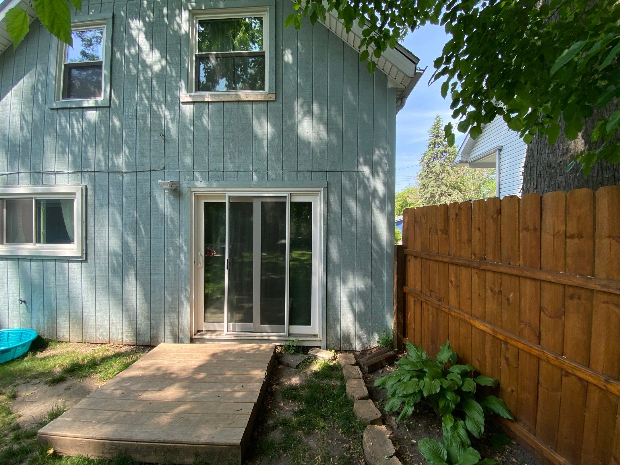 Siding Replacement using CertainTeed Restoration Classis D4 by 180 Contractors