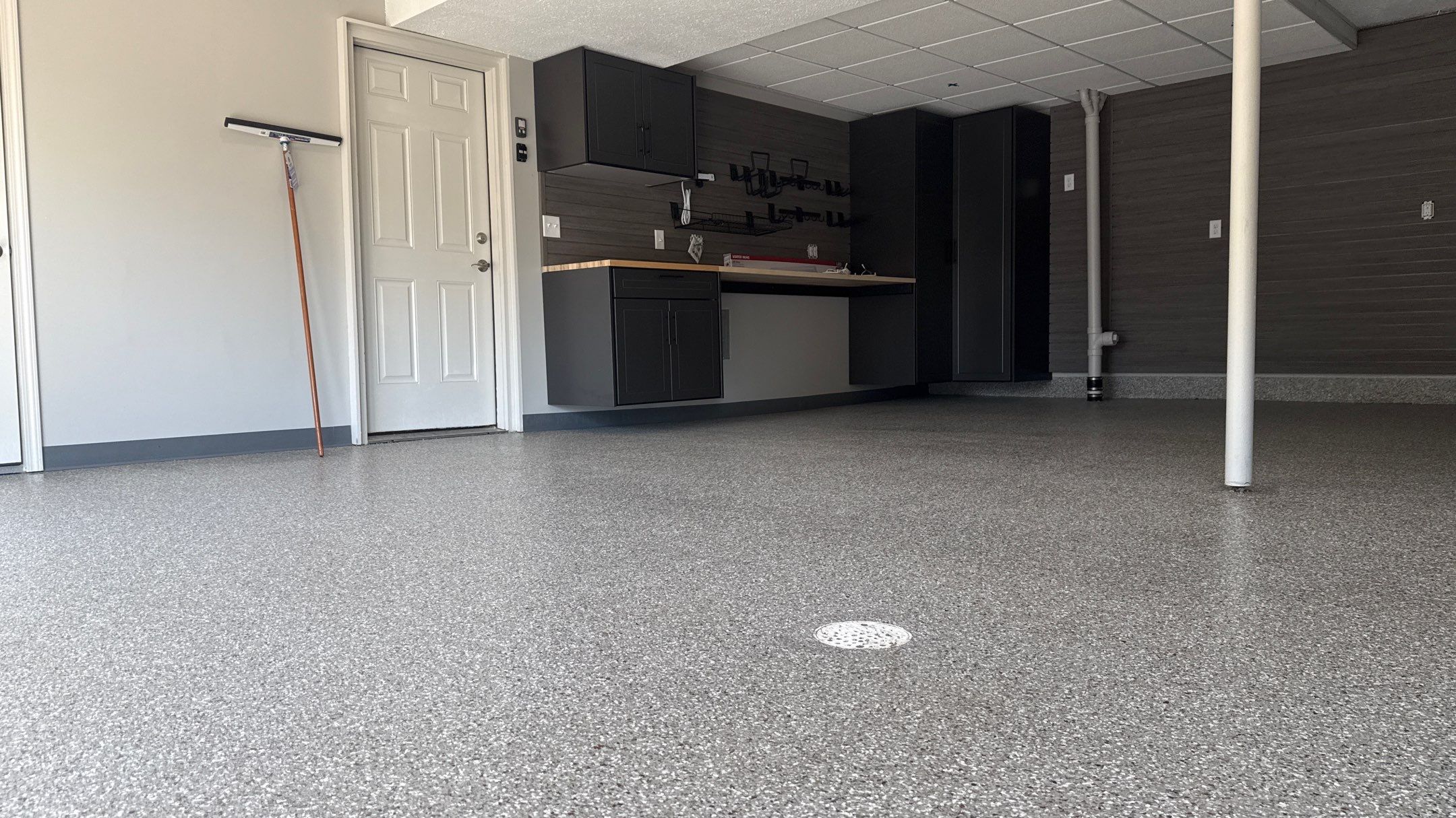 Wow Look Floor to Ceiling Slatwall  by Banner Garage