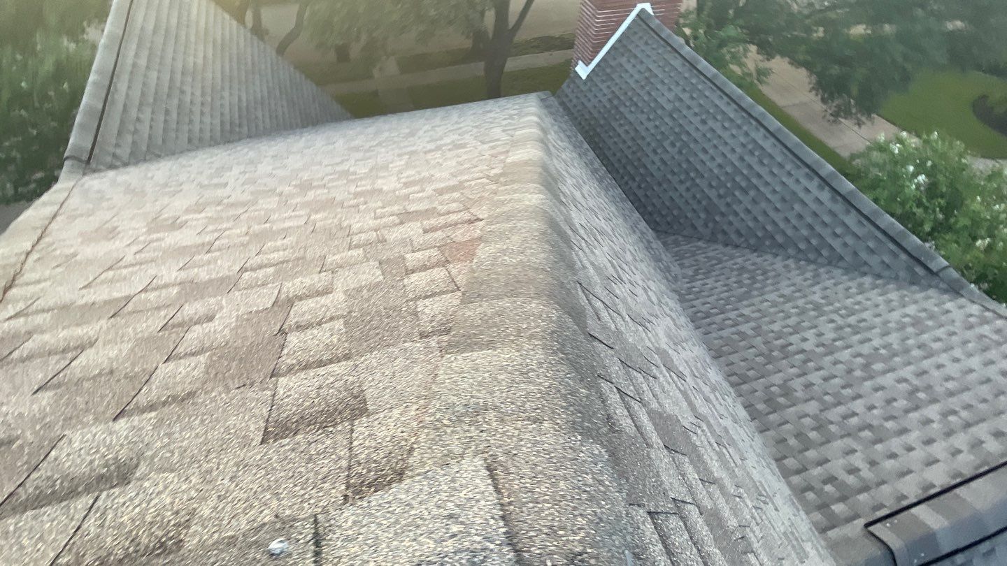 GAF HDZ - Weathered Wood by Elite Roofing LLC