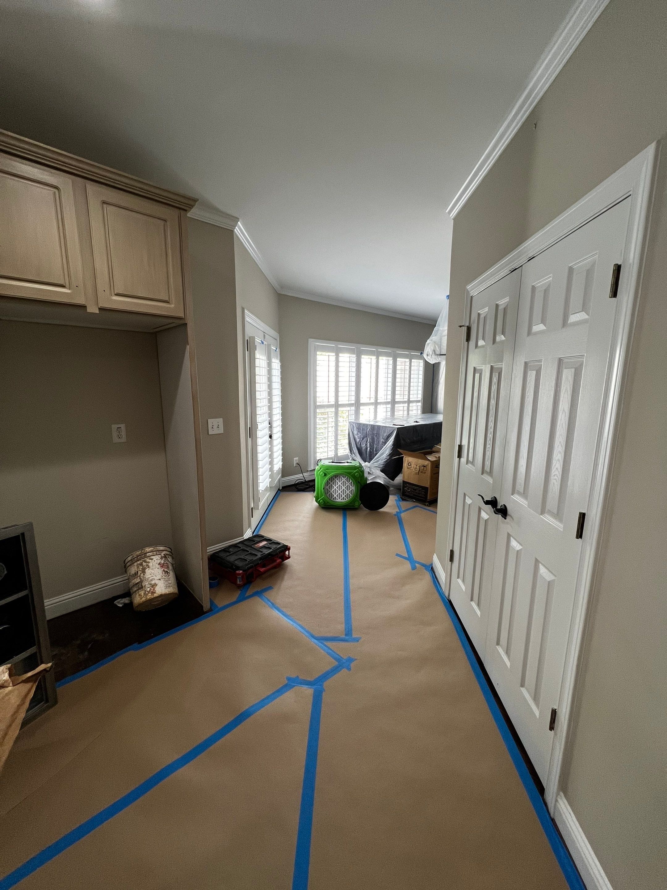 Kitchen Remodel in Roswell Featuring Shaker Cabinetry and Quartz Countertops by Swift Home Renovations 
