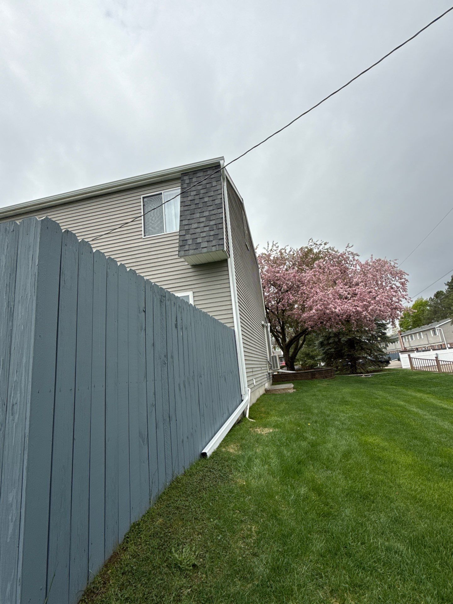 Lansing by Sunrise Seamless