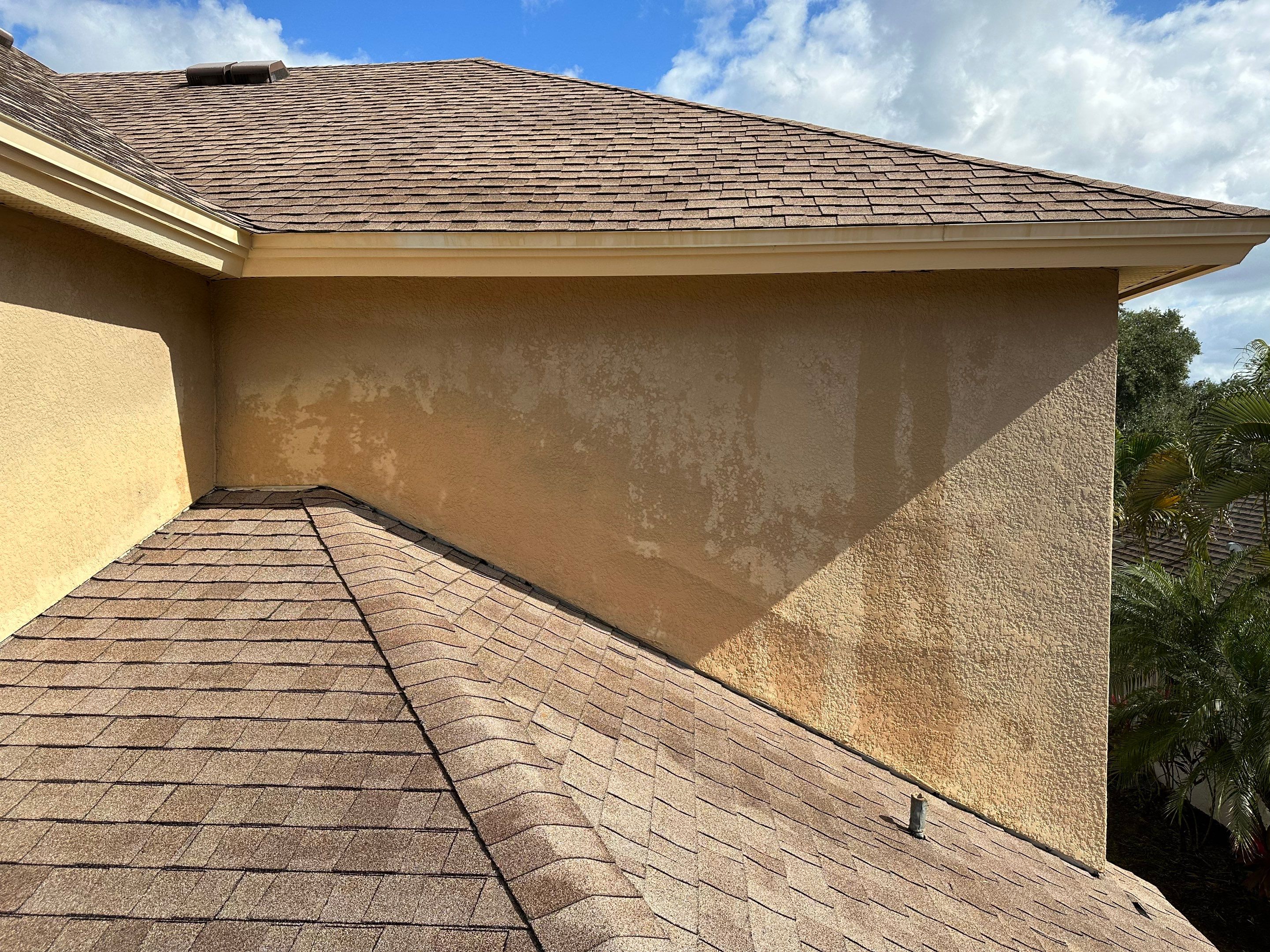 House Wash, Roof Cleaning & more Oakleaf Hammock, Ellenton, FL | Sunshine AquaWash by Sunshine AquaWash