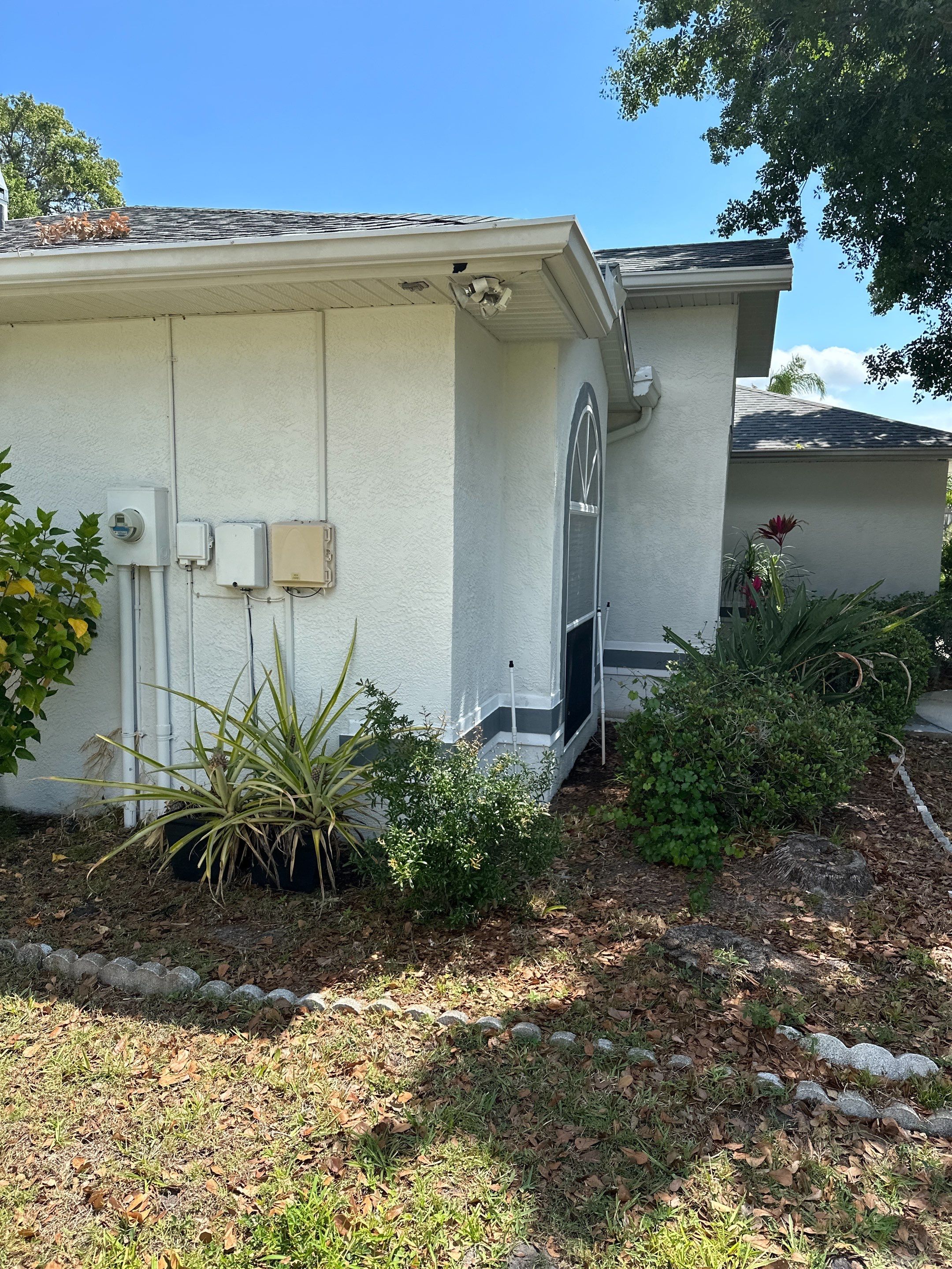 1-Story House Wash, Driveway, Patio/Lanai & Screen Enclosure Cleaning in Oakley Community, Ellenton, FL | Sunshine AquaWash by Sunshine AquaWash