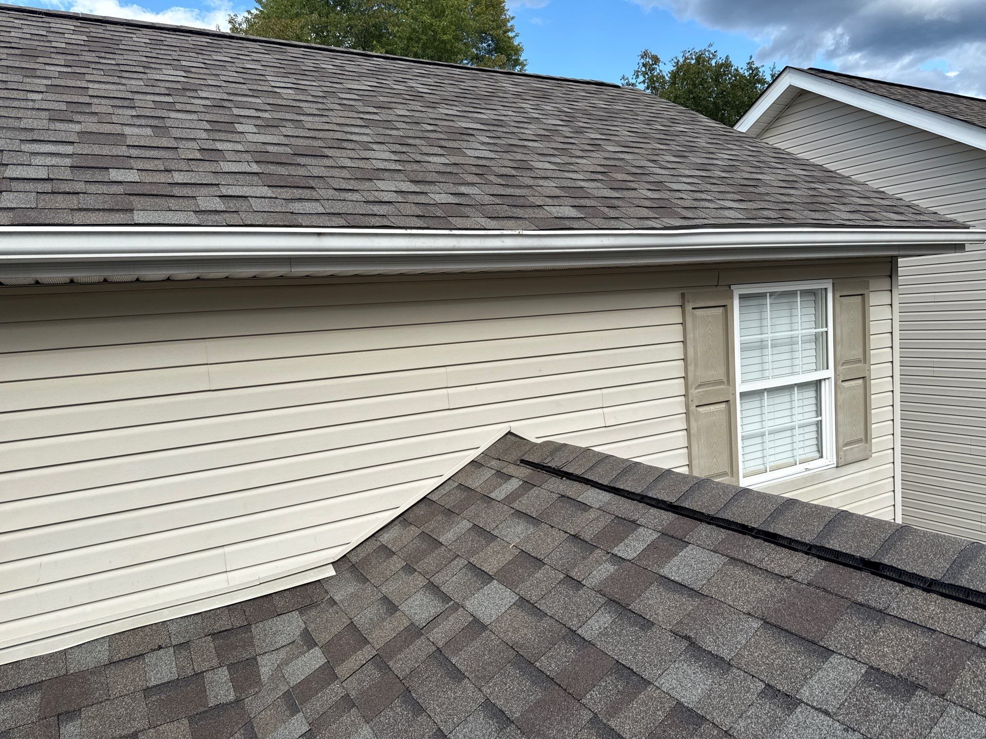 Residential Roofing Installation using Driftwood by Rainstoppers Roofing