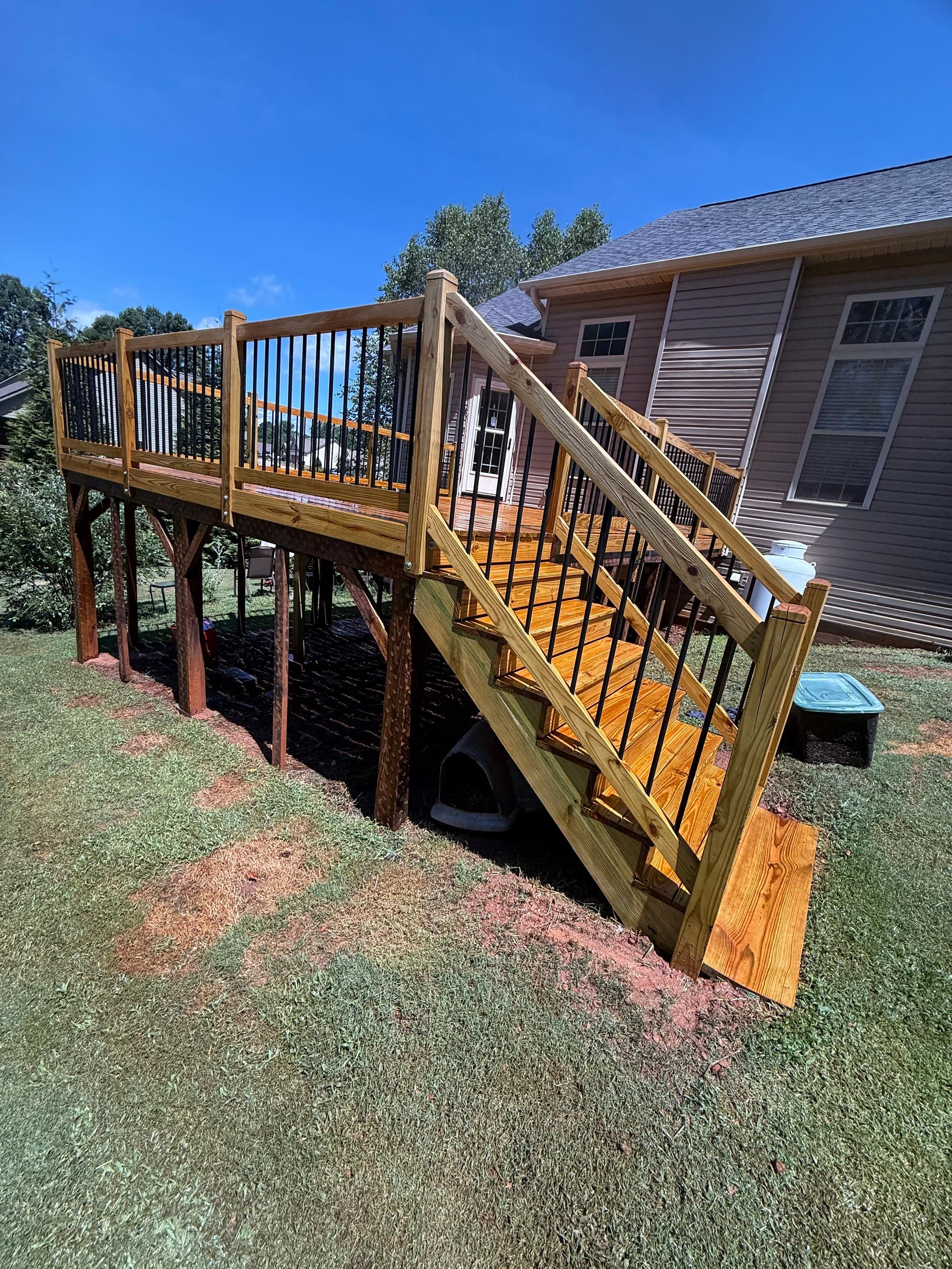 Wood Deck using Wood Sealant by DuraSeal