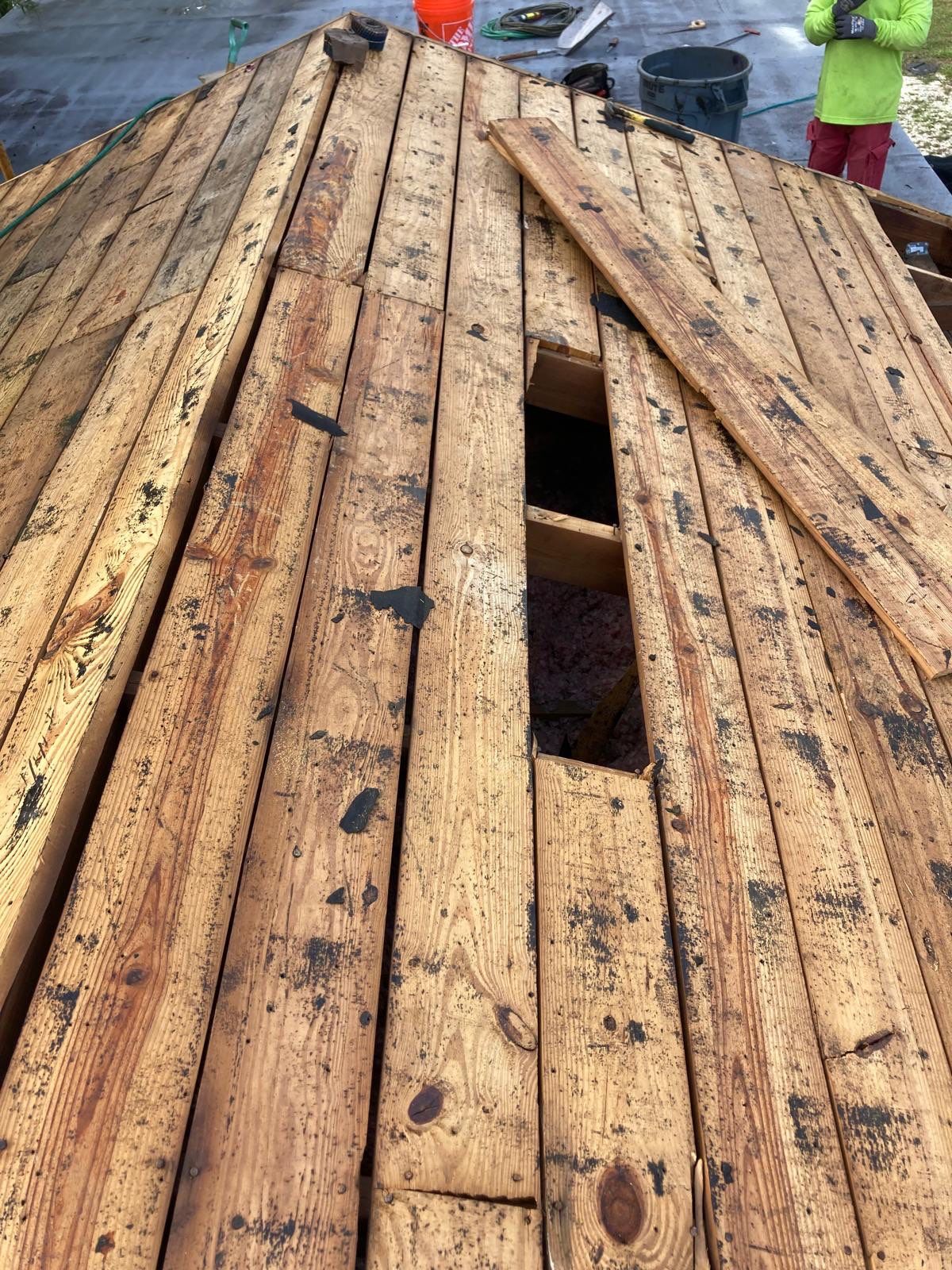 Project in St. Petersburg 33712 by Mitchell Roofing Company LLC 