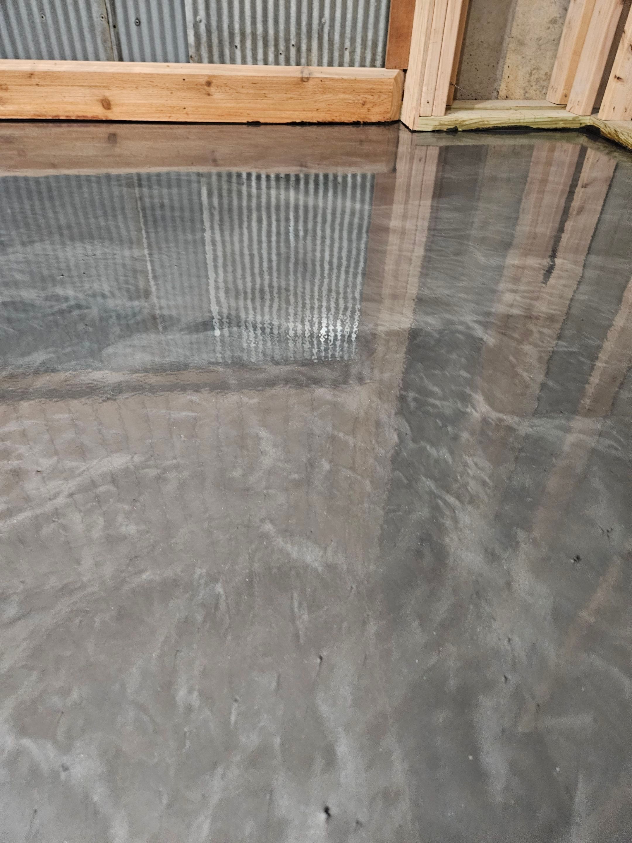 Riverside MO Basement Epoxy using Sundek SunMetal Epoxy by Big Red Decorative Concrete, LLC