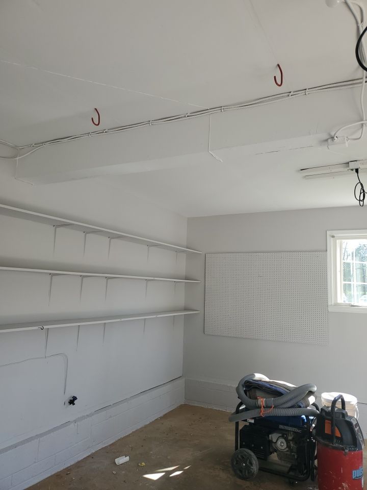 Garage Floor in Mt. Everest, Walls/Ceiling in White by Spectrum Painting, LLC