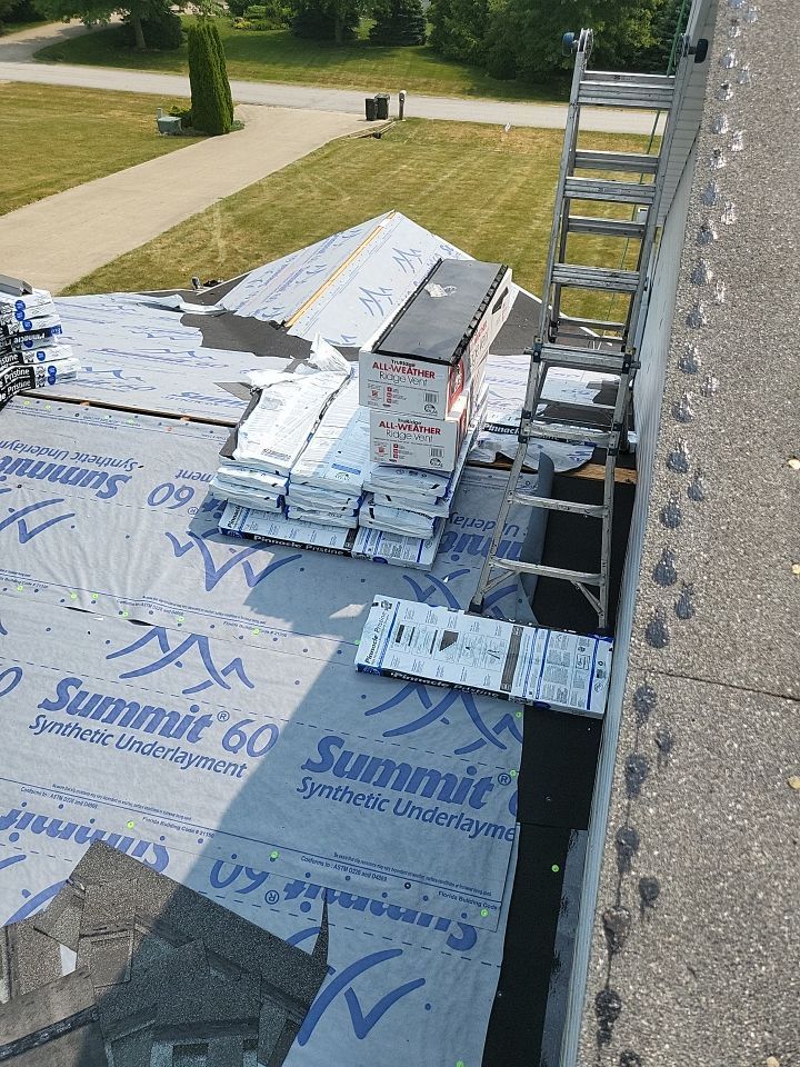 ATLAS PINNACLE COLOR: COASTAL GRANITE by Eagle Eye Roofing