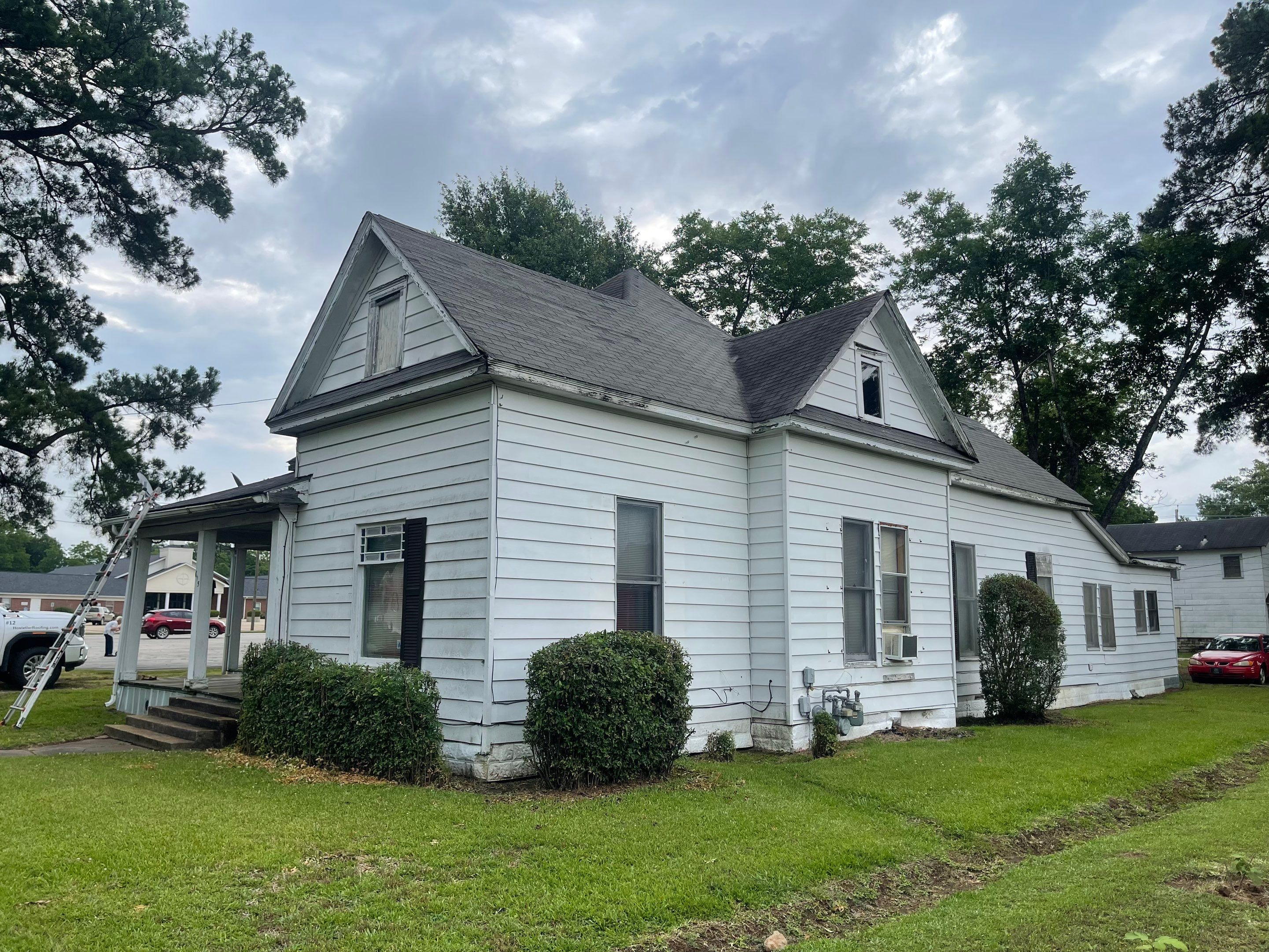 Residential Shingle Reroof using Malarkey Highlander by Hostetler Roofing