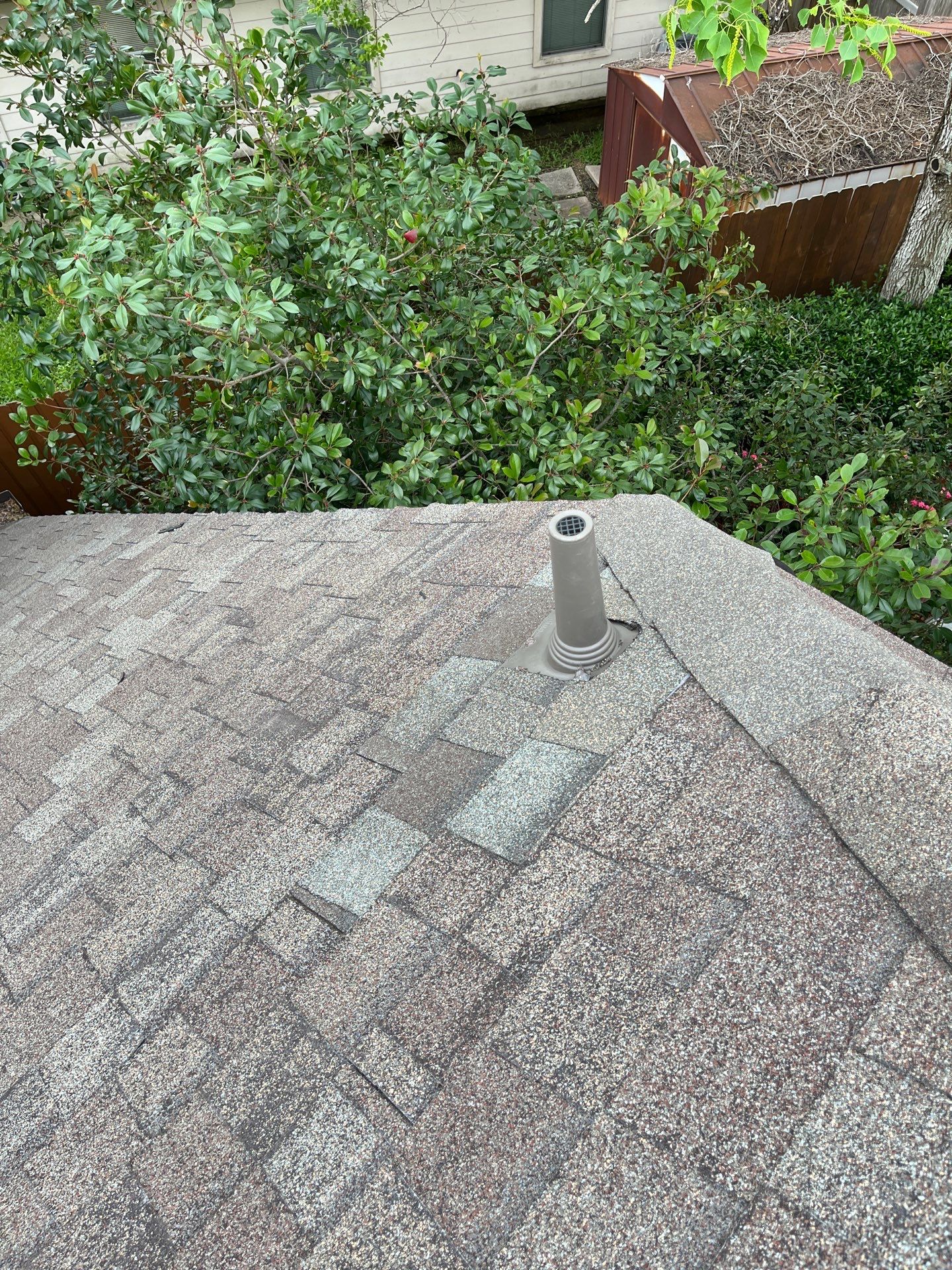 Hail Damage using Owen's Corning Duration (Lifetime) Shingles by Roof Repair Company