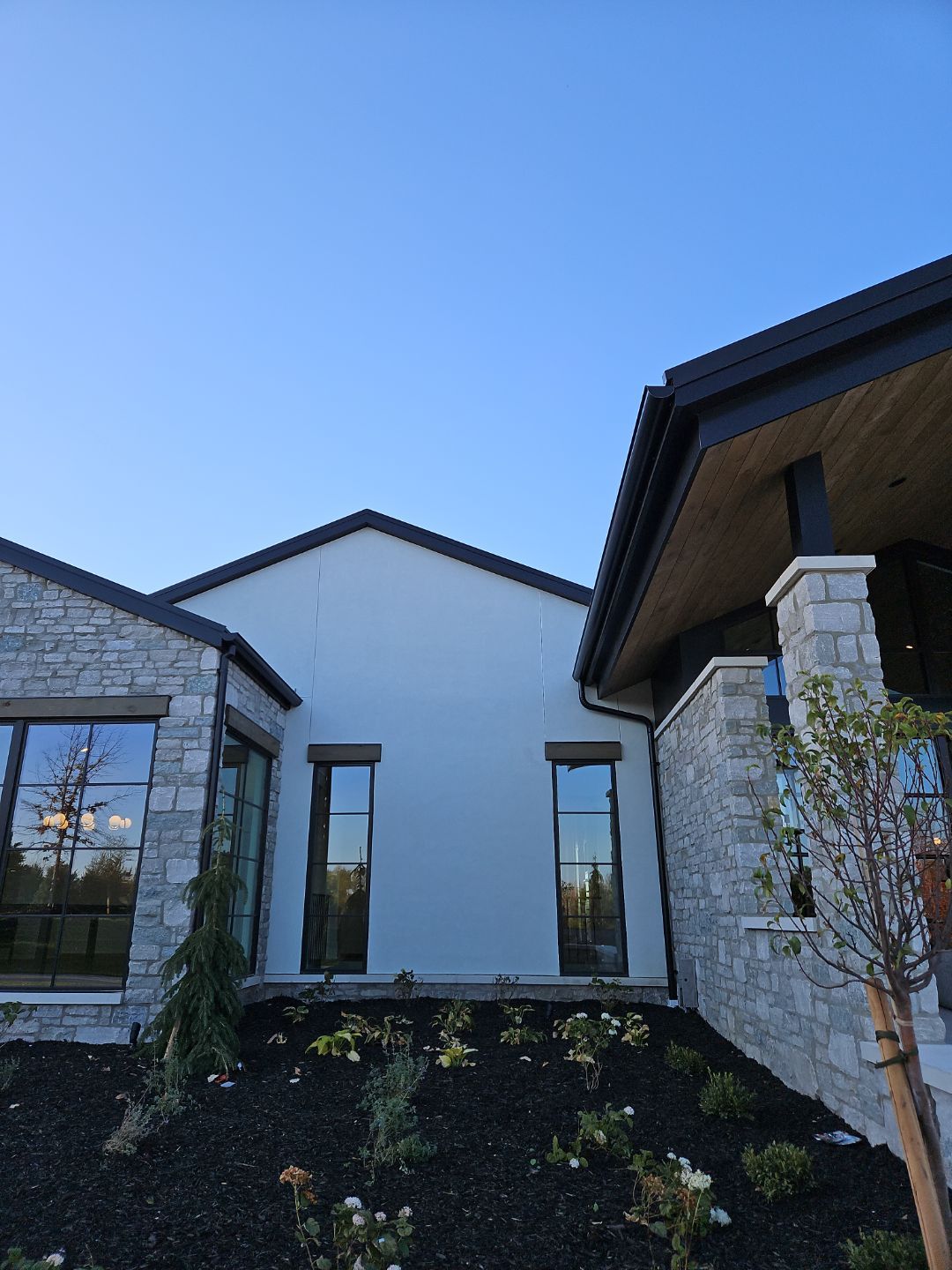 Stunning Custom Home with Davinci Province Shingles by White Castle Roofing