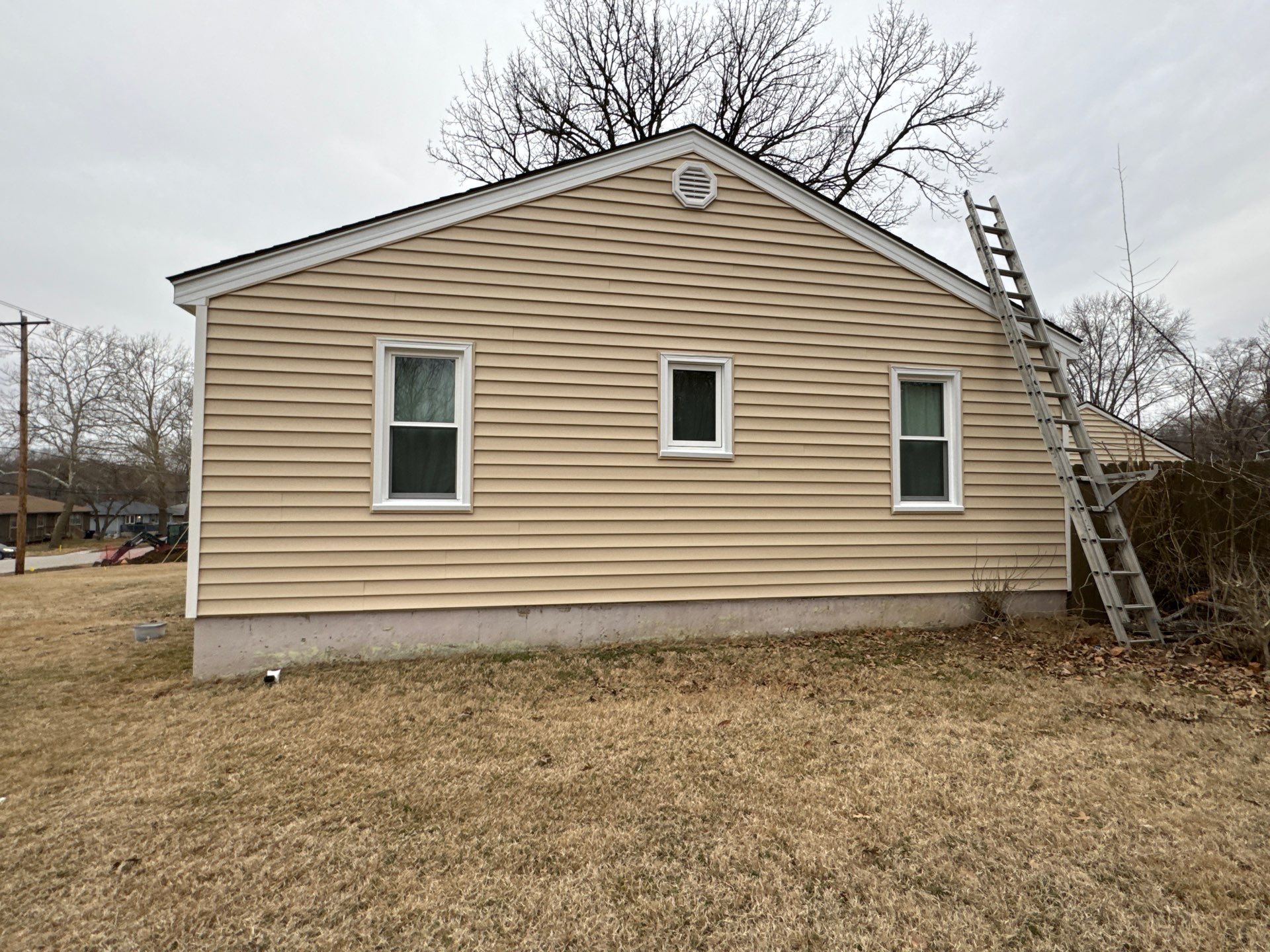 Siding Installation using Extrerior Porfolio Vinyl Siding  by EEC  Windows, Siding & Roofing 