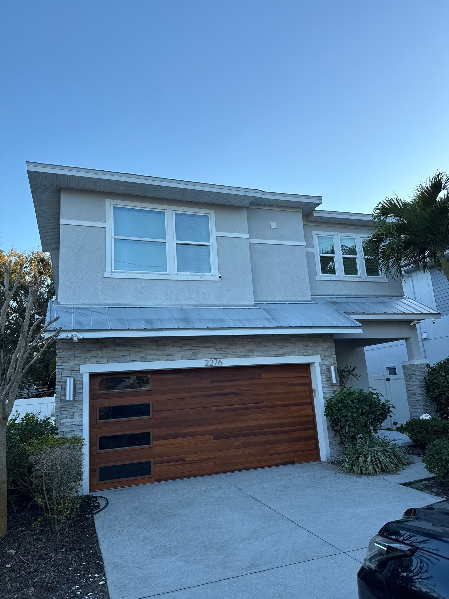 White K Style Seamless Gutters using 6 Inch Seamless Gutters in Sarasota FL by Gutter Professors