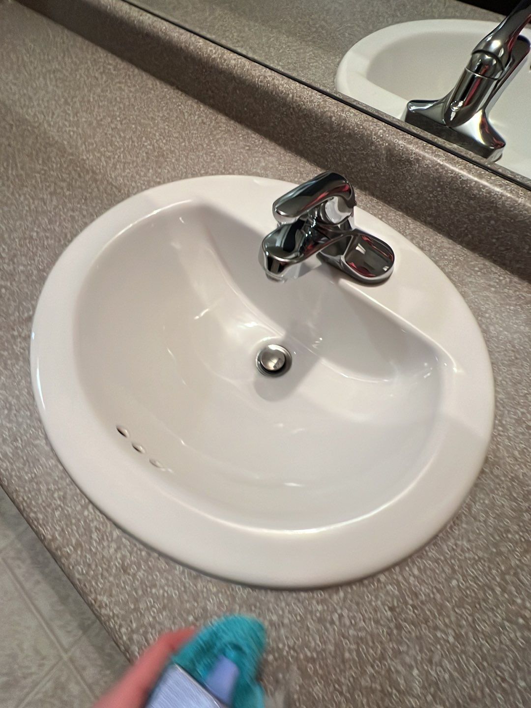 Moveout Clean - Very dirty by Tidyups Cleaning Service Inc