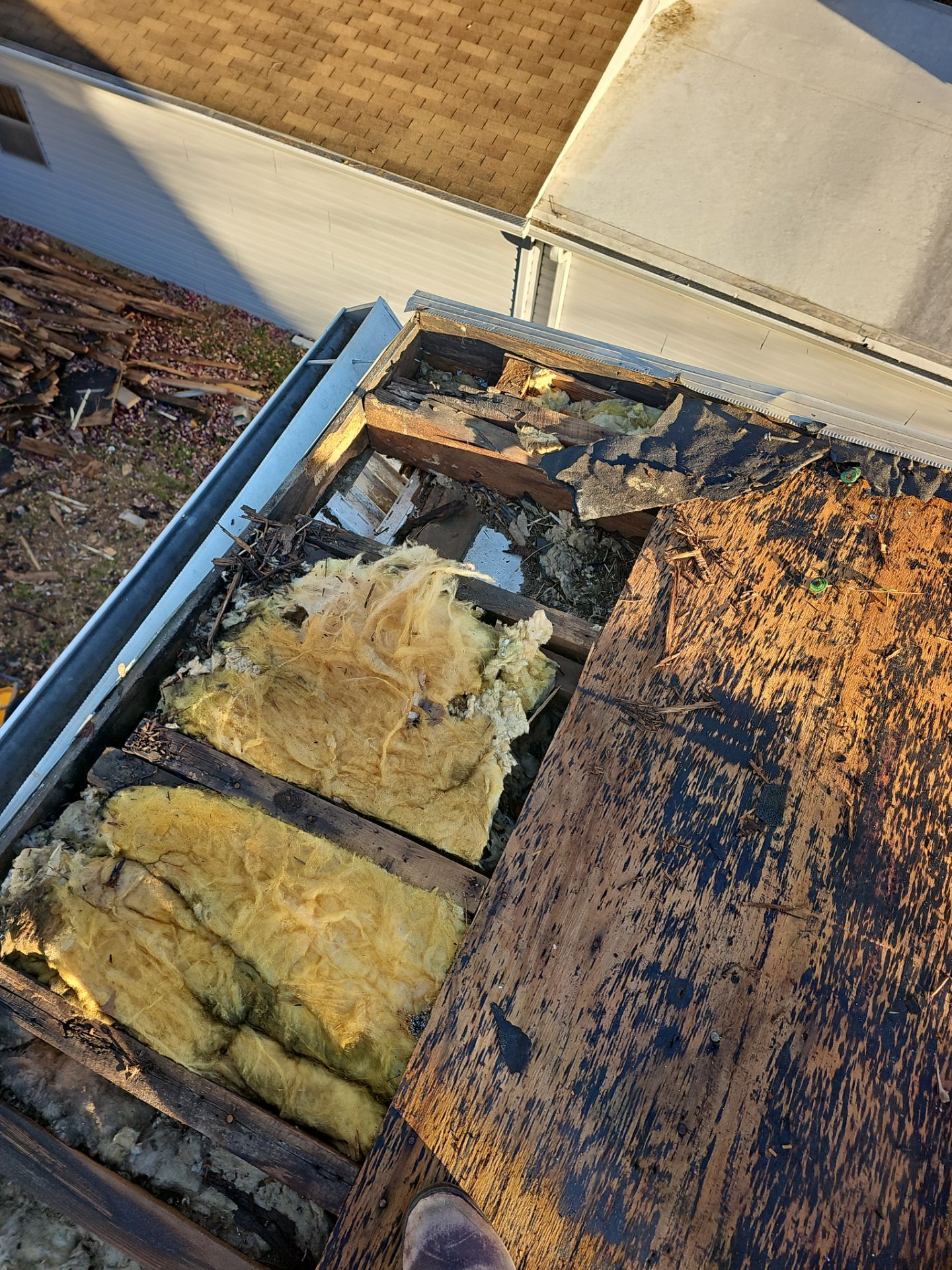 Metal Roof Replacement and Repair by Winchester Roofing