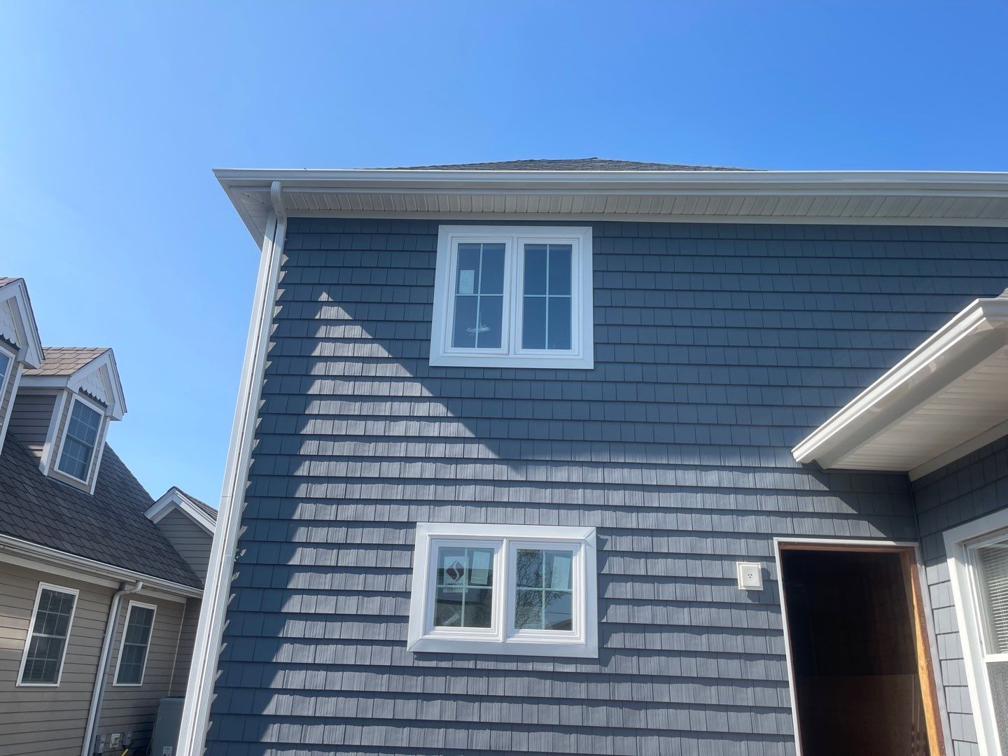 Residential Roofing Installation using Owens Corning TruDefinition Duration - Estate Gray & Flagstone Cedar Impressions by A Plus Exterior