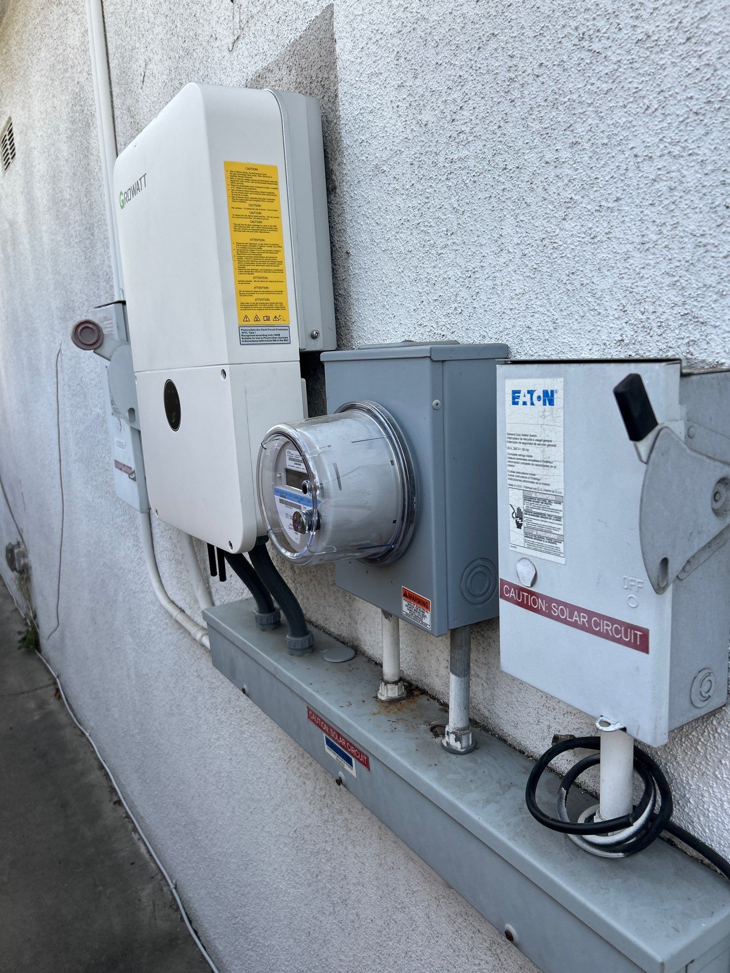 4055 Coolidge Ave by Solar Discovery
