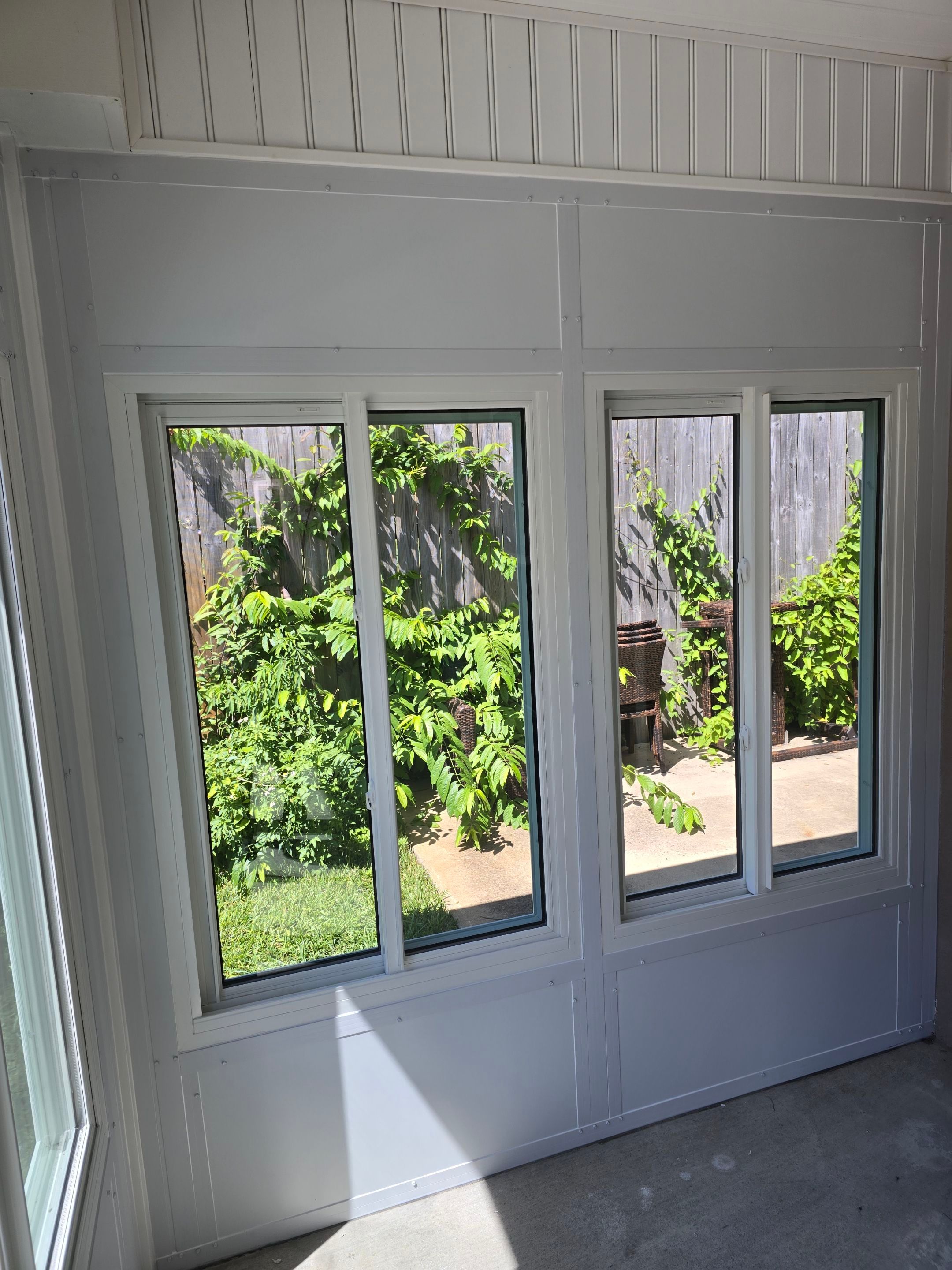 Poolside Glass Under in Fort Walton Beach by Titan Sunrooms