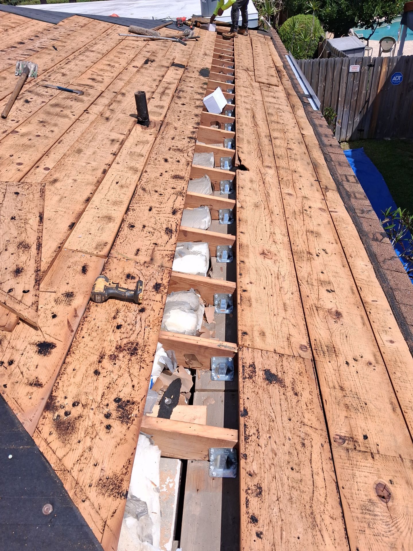 Project in St. Petersburg 33710 by Mitchell Roofing Company LLC 
