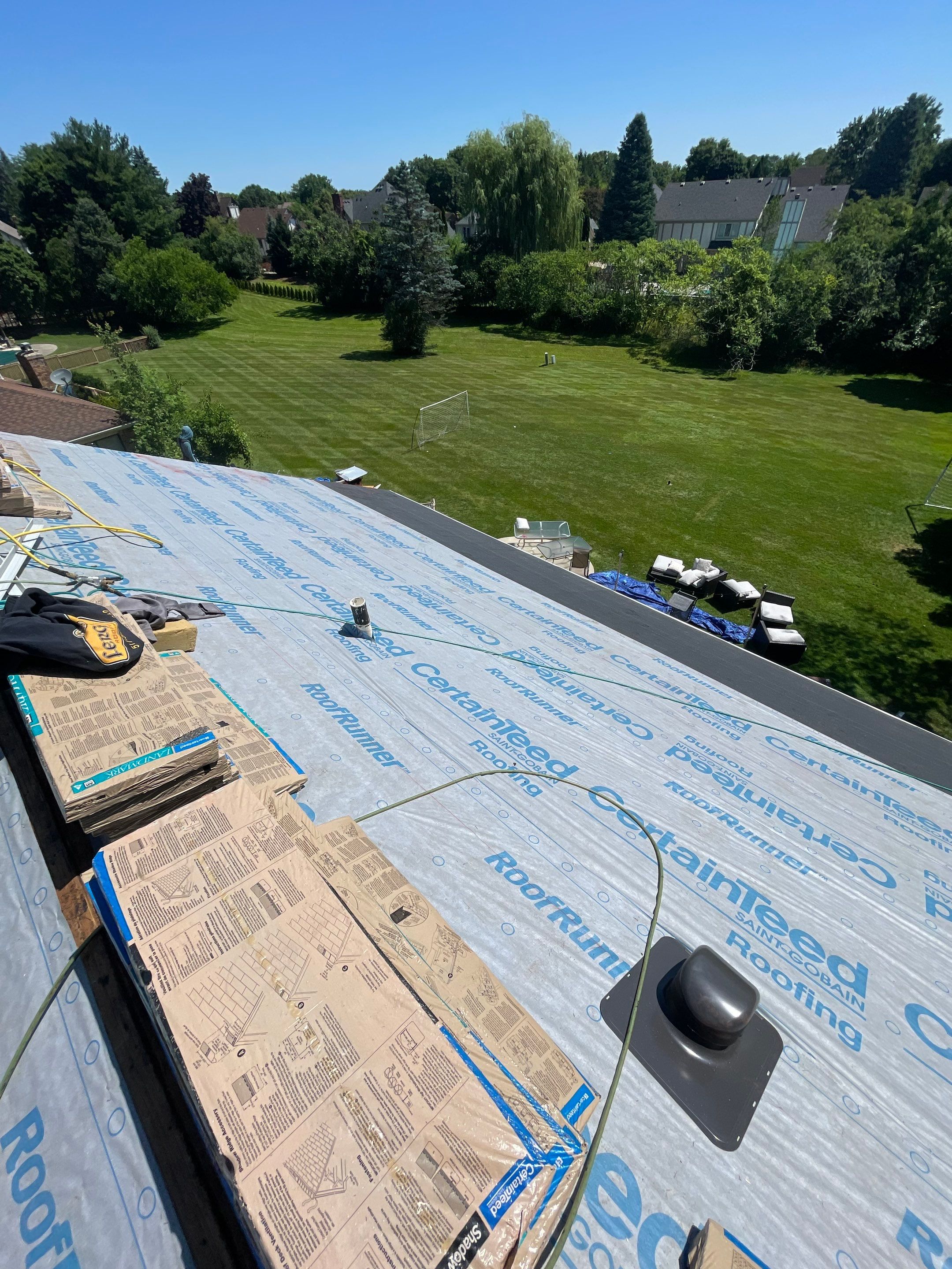 Roof Replacement using CertainTeed Landmark by 180 Contractors