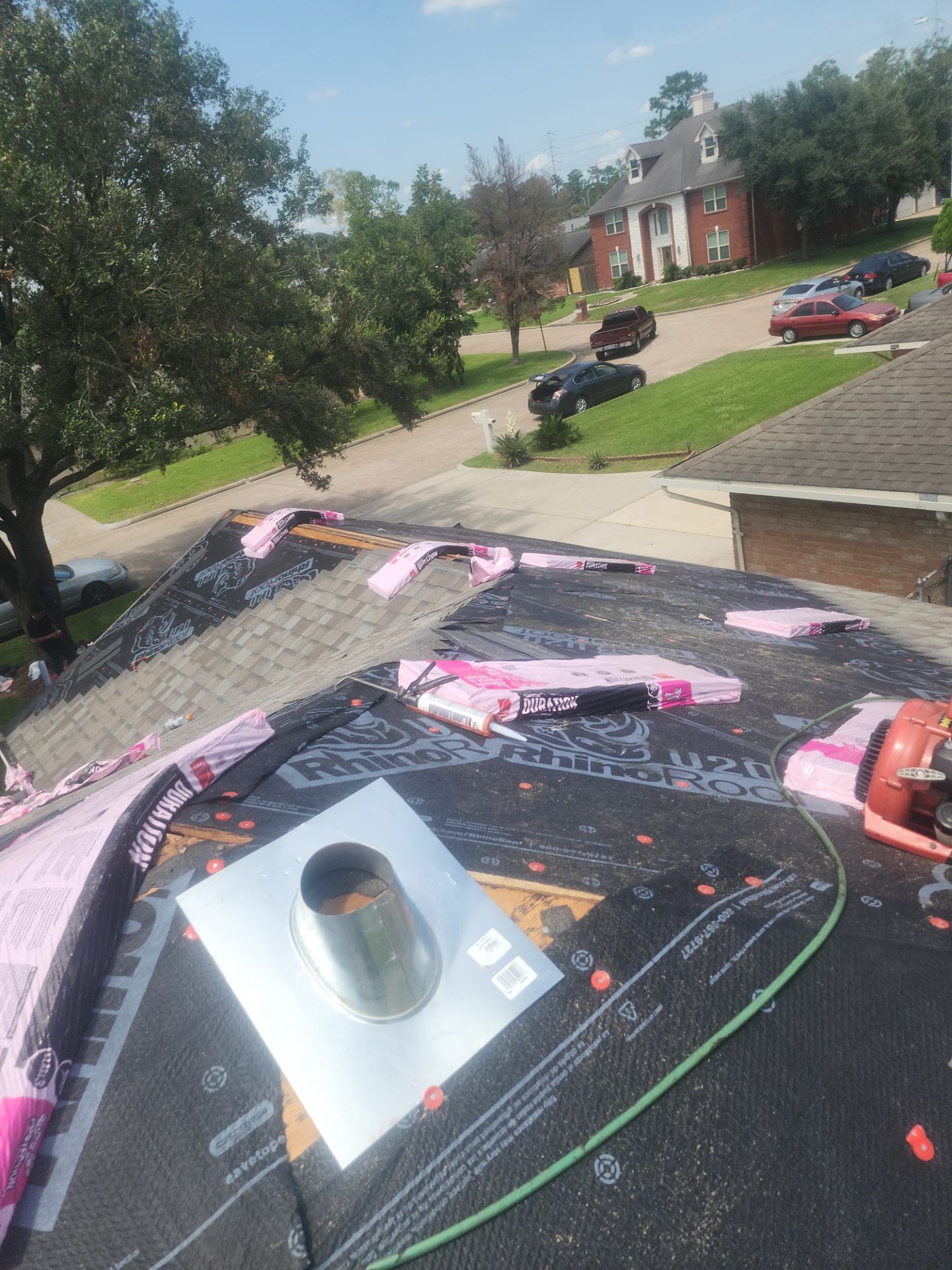 Residential Roofing Installation using Owen's Corning Duration (Lifetime) Shingles by Roof Repair Company