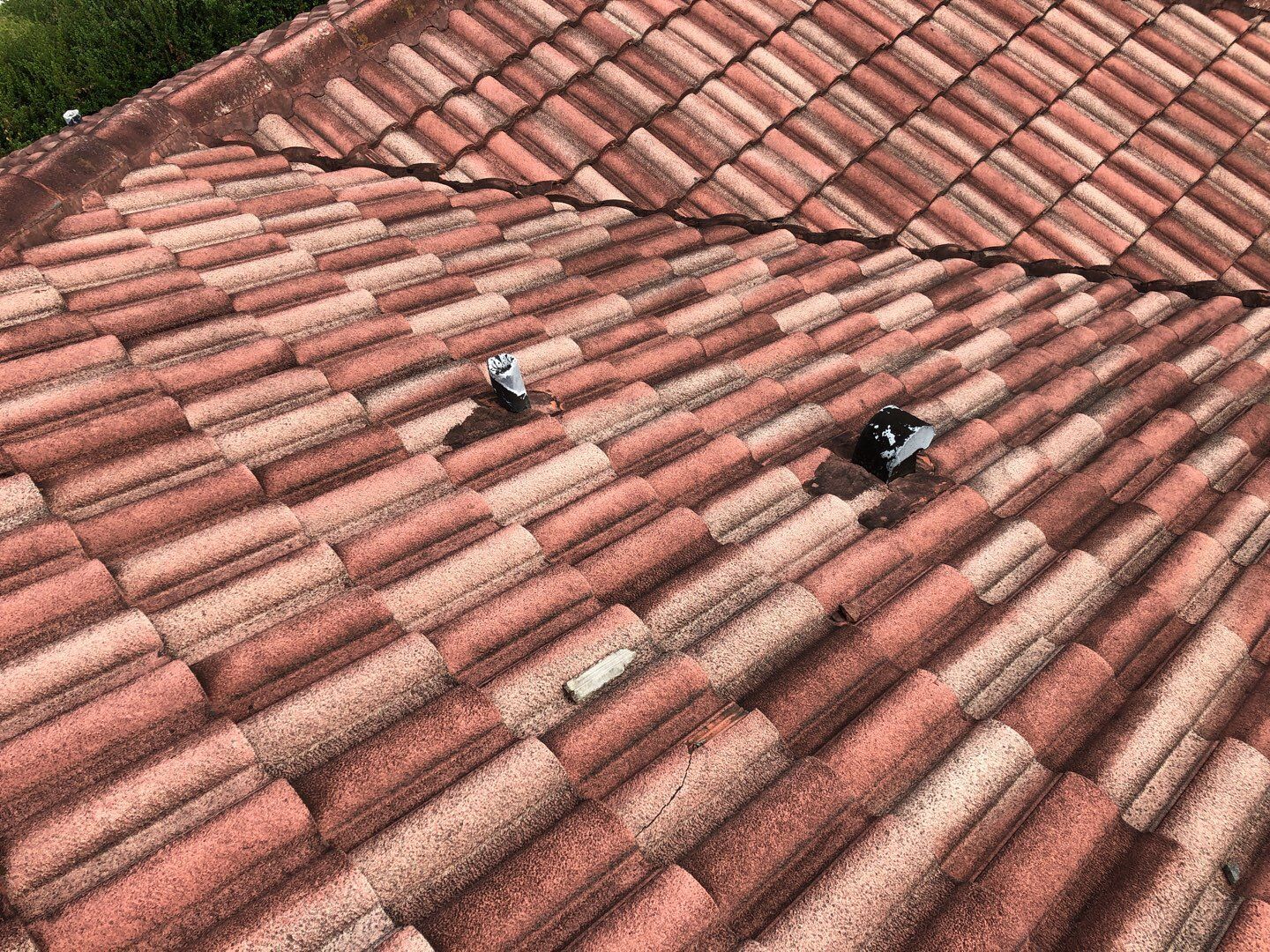 Metal Roof - Galvalume - Charcoal by Istueta Roofing
