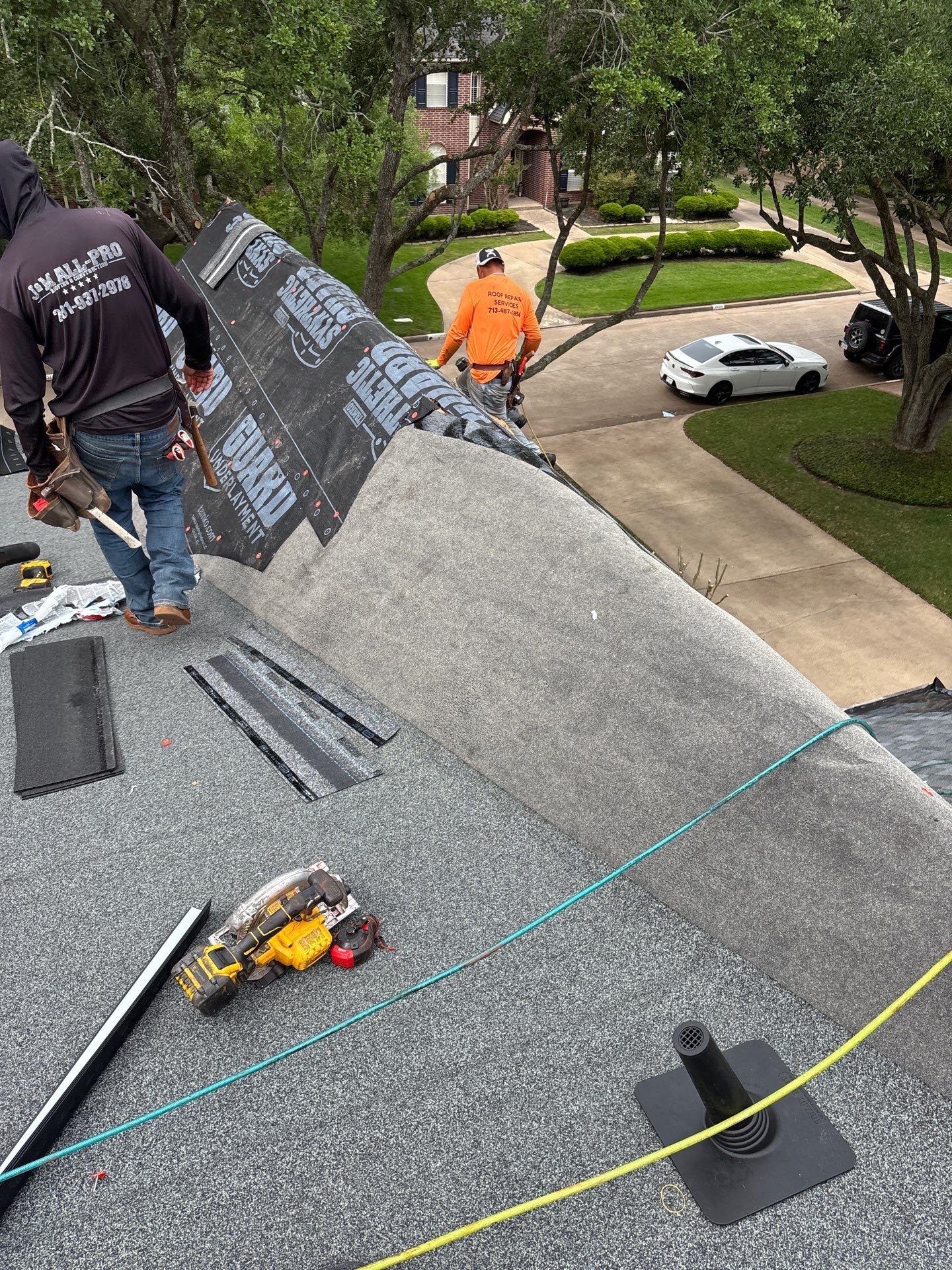 Roof Replacement Houston by Roof Repair Company