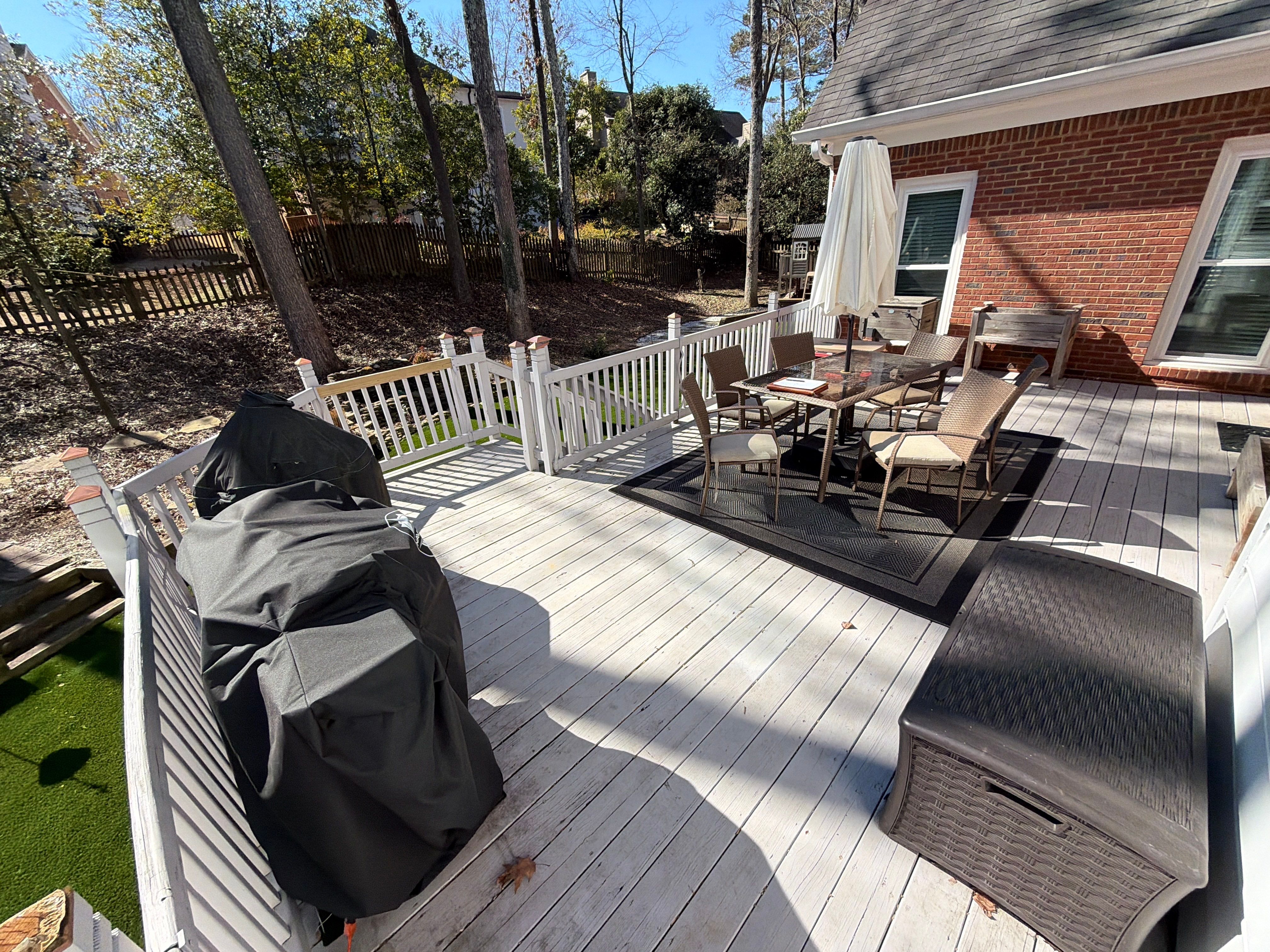 Alpharetta, GA Deckorators Deck Build with Trex Railing by Nelson Exteriors 