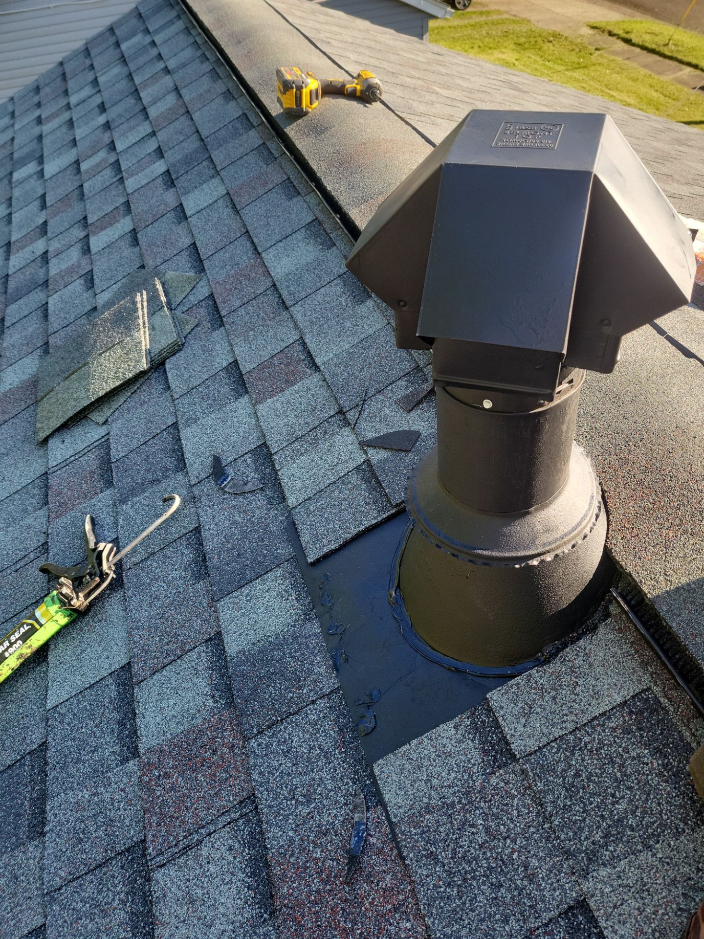 Atlas Pinnacle, Color, Summer Storm, Drip Edge, Color, Black by Eagle Eye Roofing