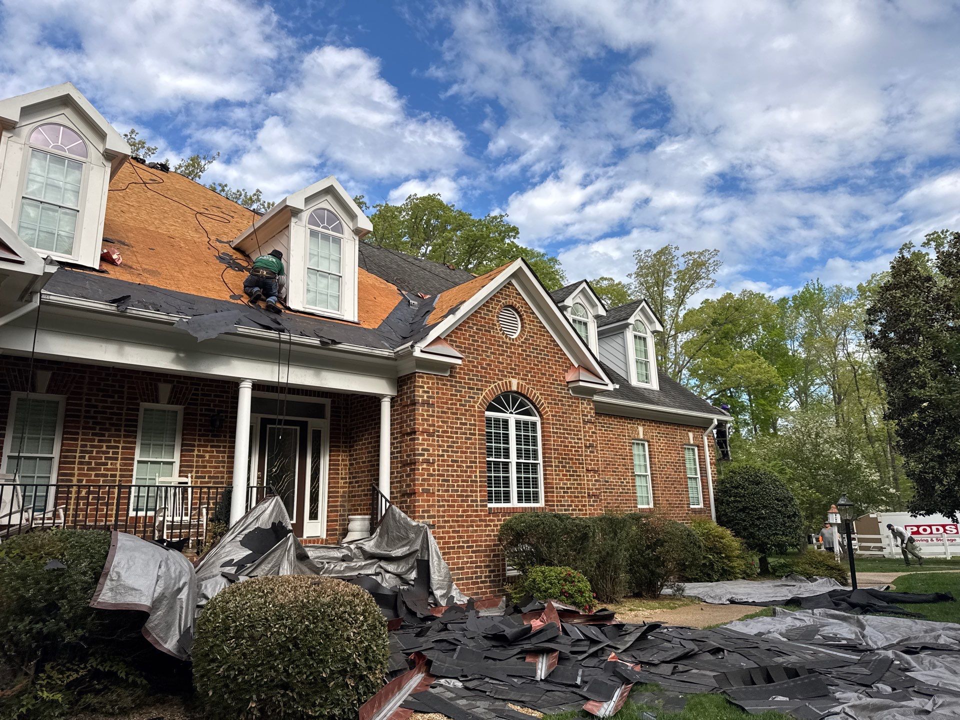 Comprehensive Roof and Gutter Replacement After Tree Damage in Midlothian by Cade Construction