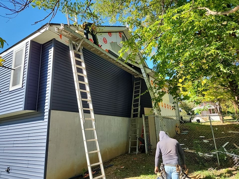 Siding Installation using Market Square by EEC  Windows, Siding & Roofing 