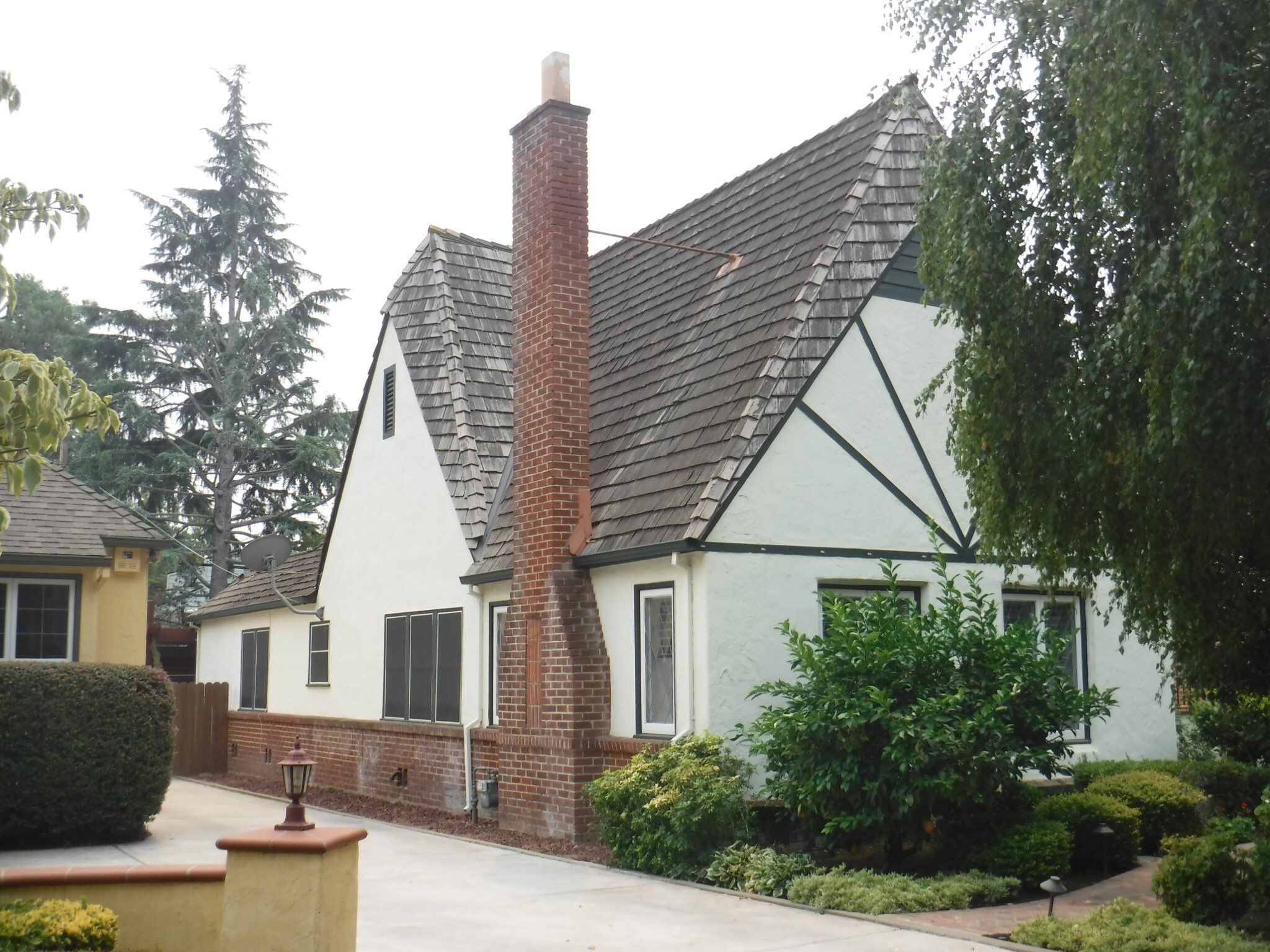Residential Roofing Installation using Owens Corning Roofing Shingles by Byers Enterprises 