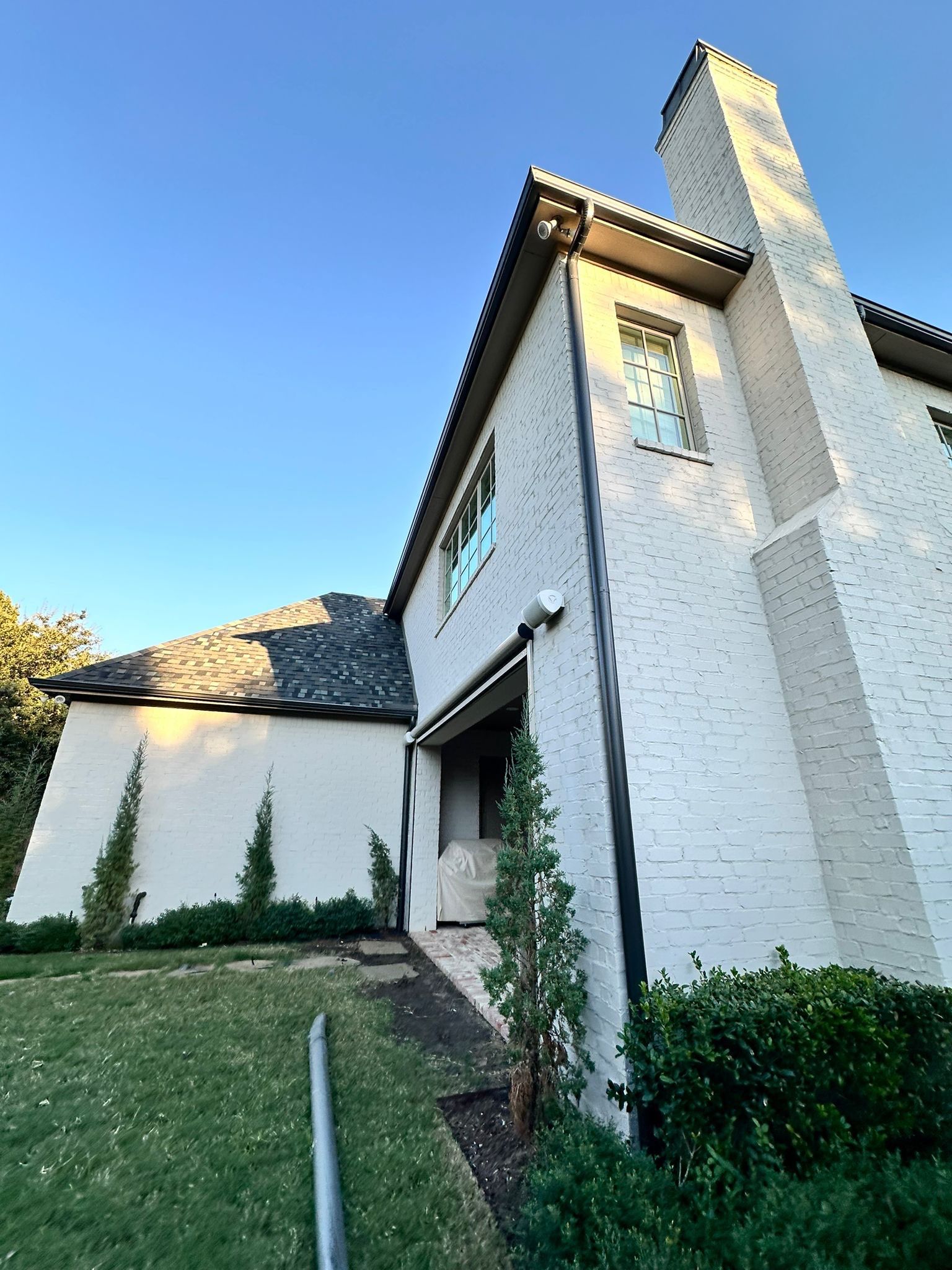TAMKO Thunderstorm Grey-White Brick  by Tejas Roofworks + Restoration