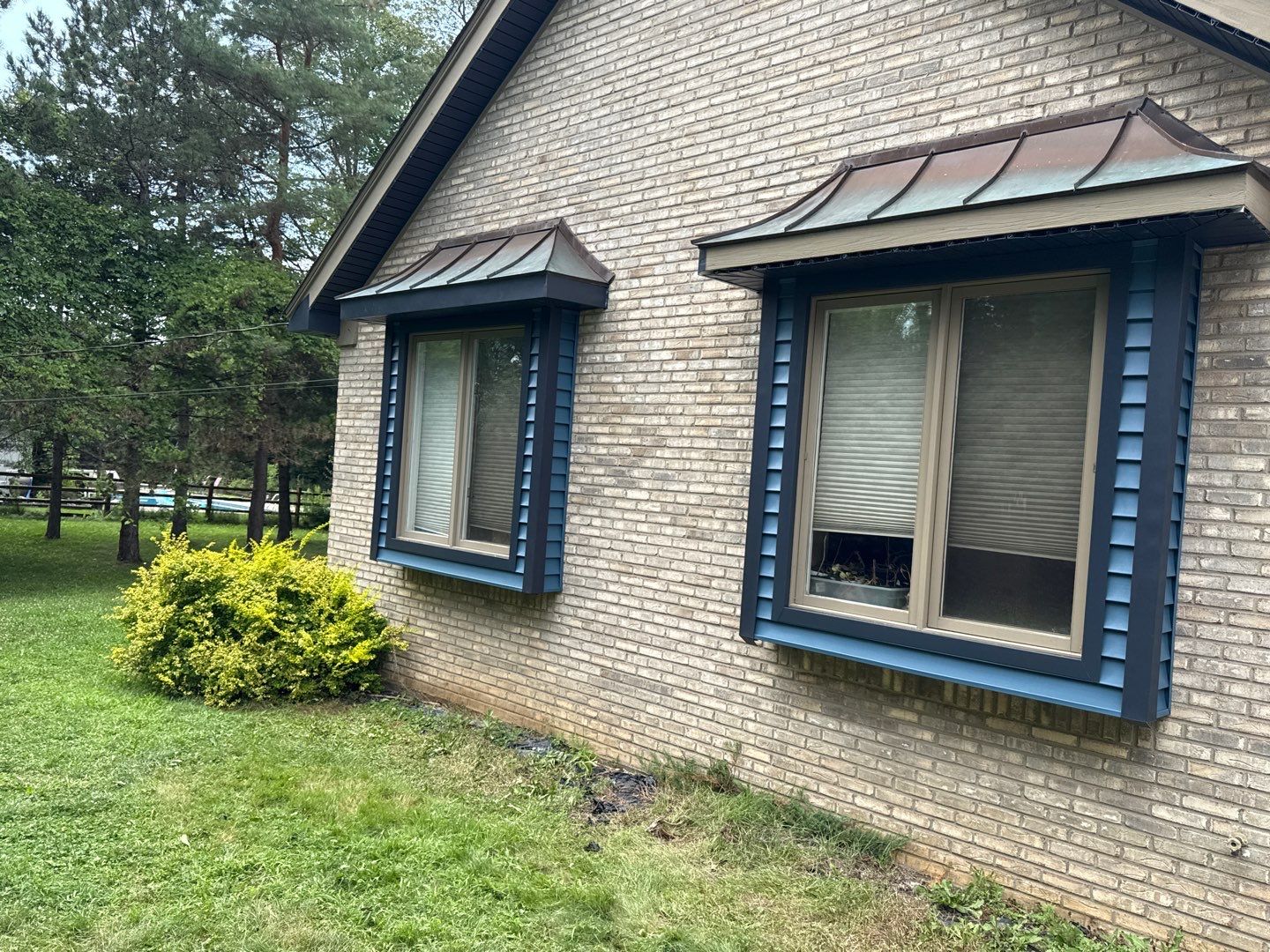 Siding Replacement using Alside Charter Oak D4.5" Laguna Blue by 180 Contractors