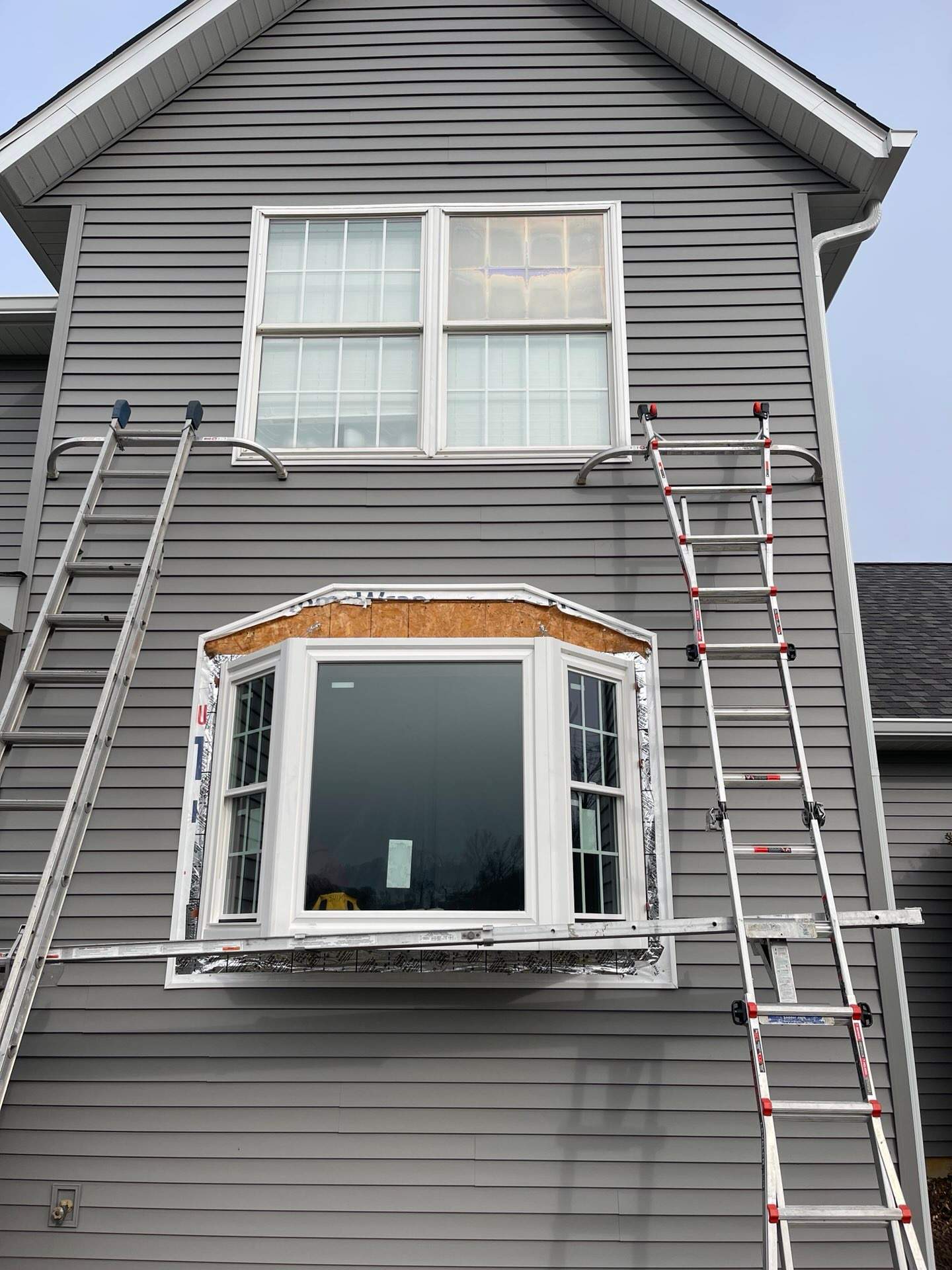 Exterior & Window Installation using CertainTeed Mainstreet & ViWinTech Windows by Koontz Construction
