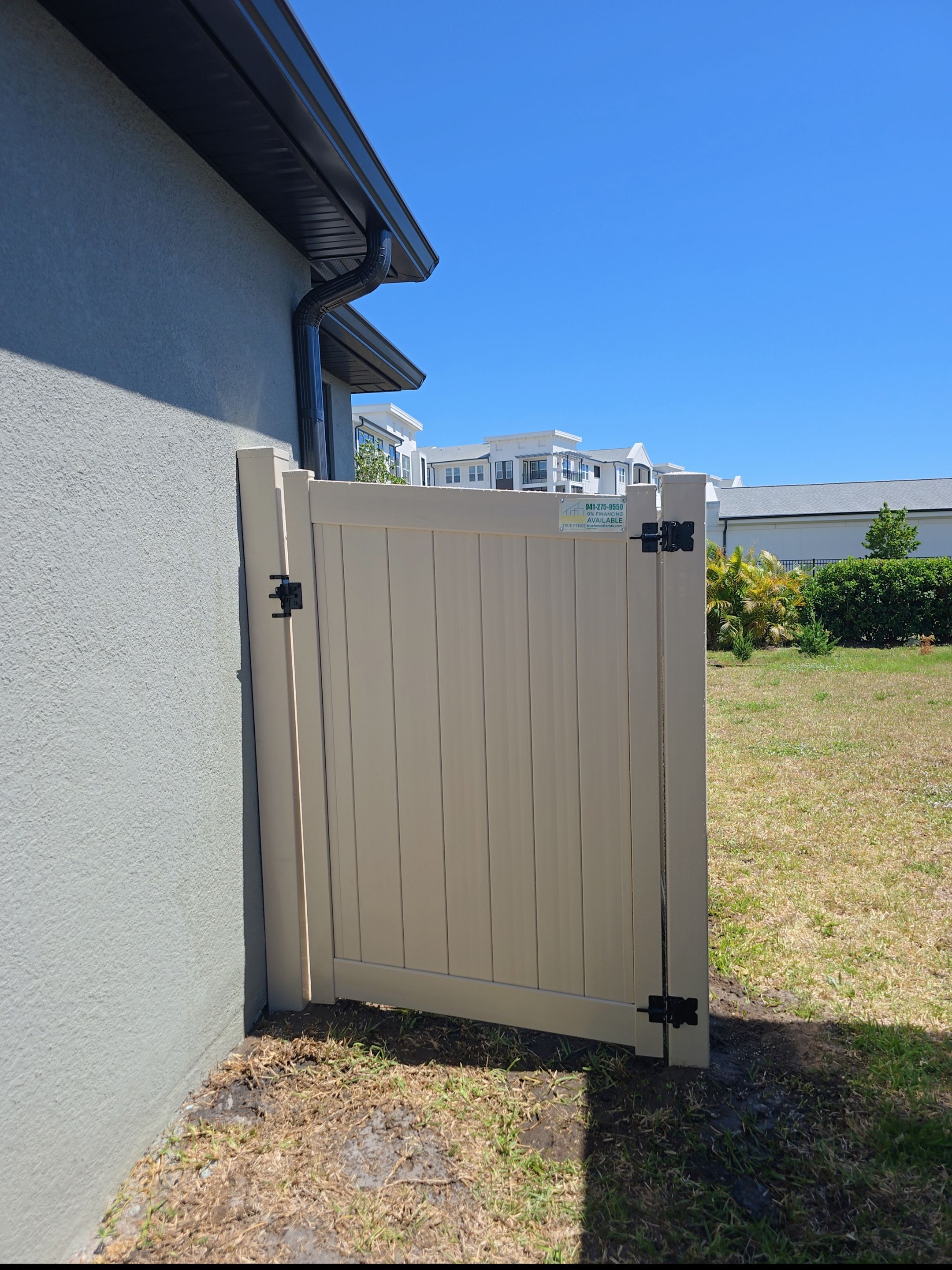 Vinyl Install in City of Venice by True Fence LLC