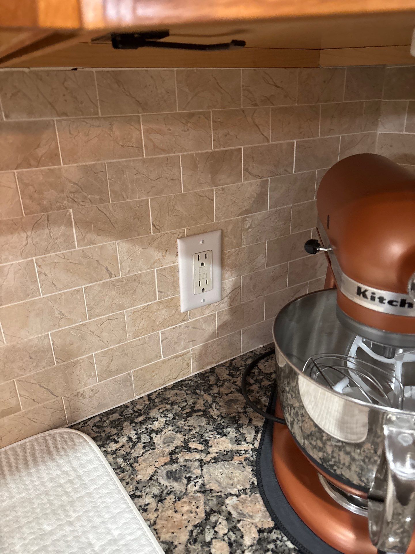 Kitchen Remodel: Fresh New Look by Laser Focused Solutions LLC