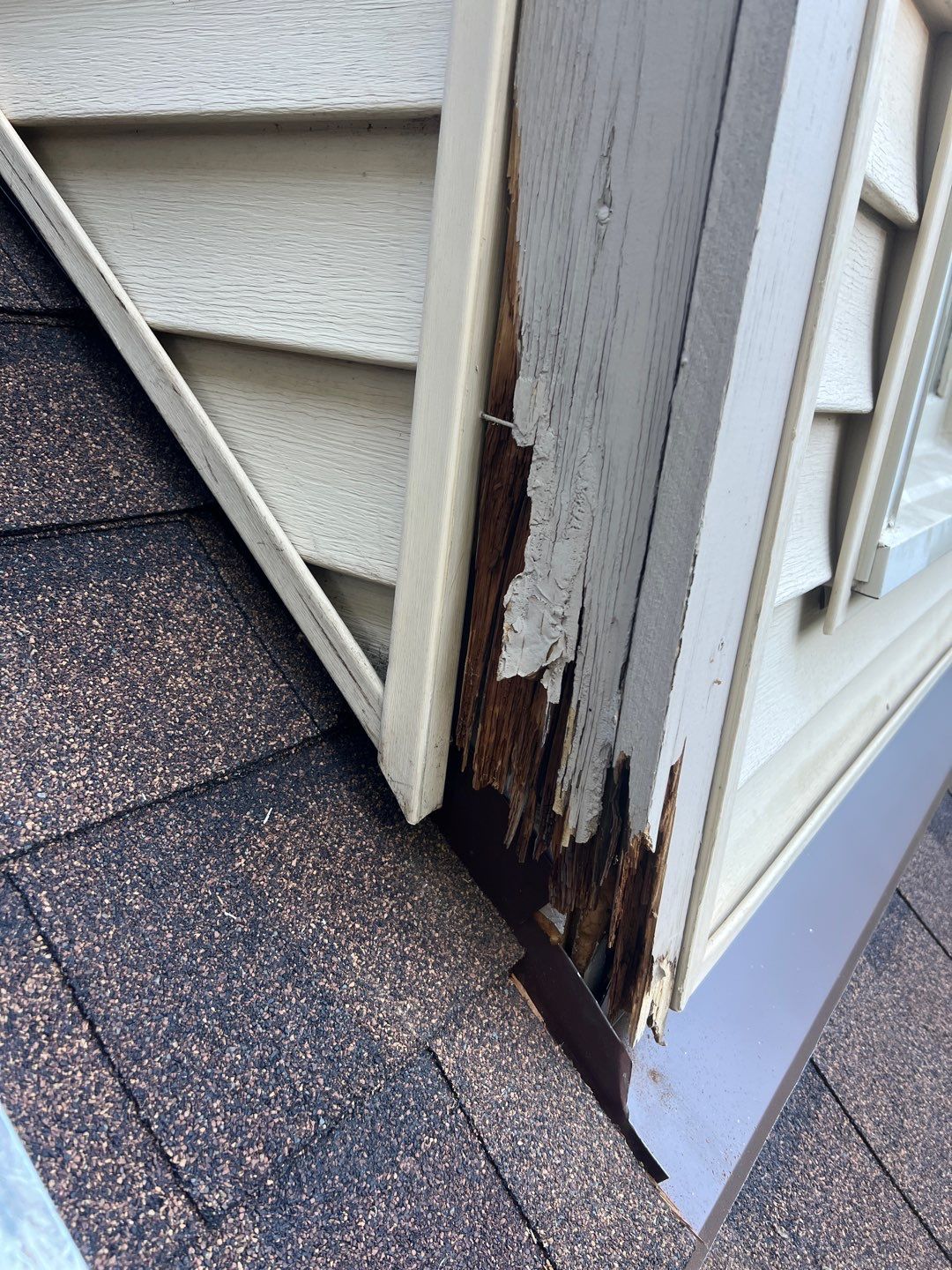 Vienna: Residential Roof Replacement with CertainTeed Landmark Designer Shingles in Burnt Sienna by RM Banning, Inc.