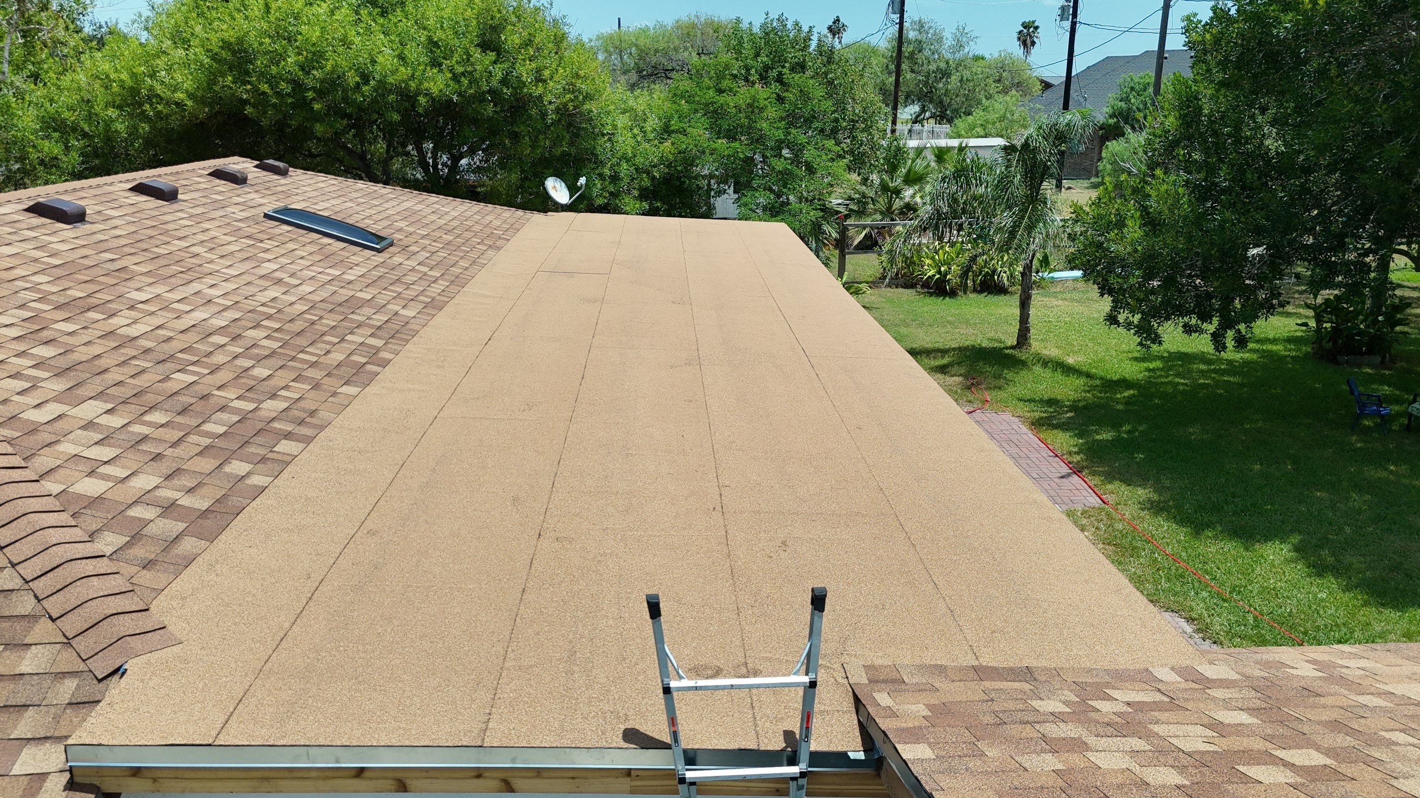 TruDef Oakridge Desert Tan off Baffin Bay by PMG Home LLC