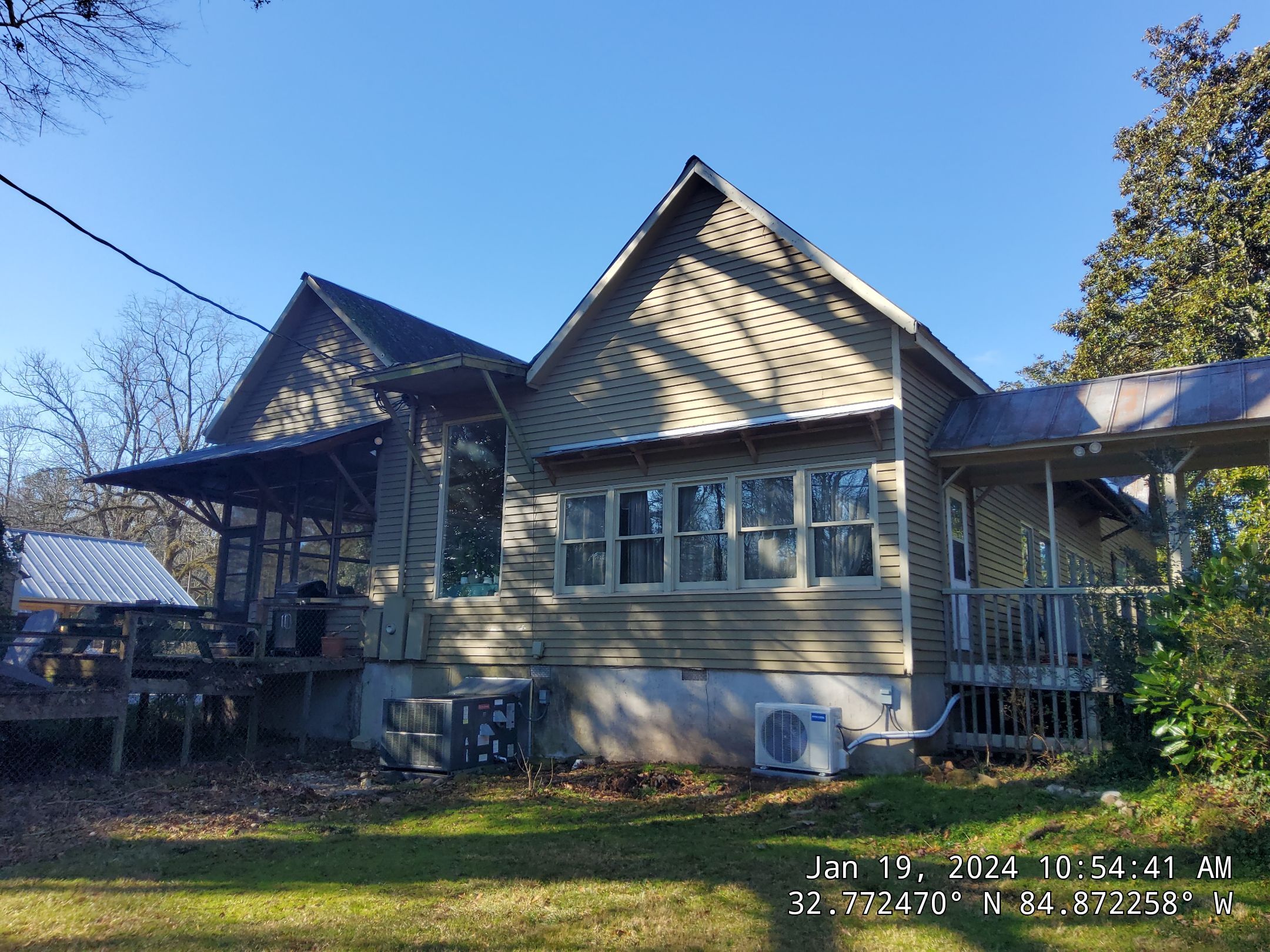 Residential Roofing Sealant  by iGreen Solutions
