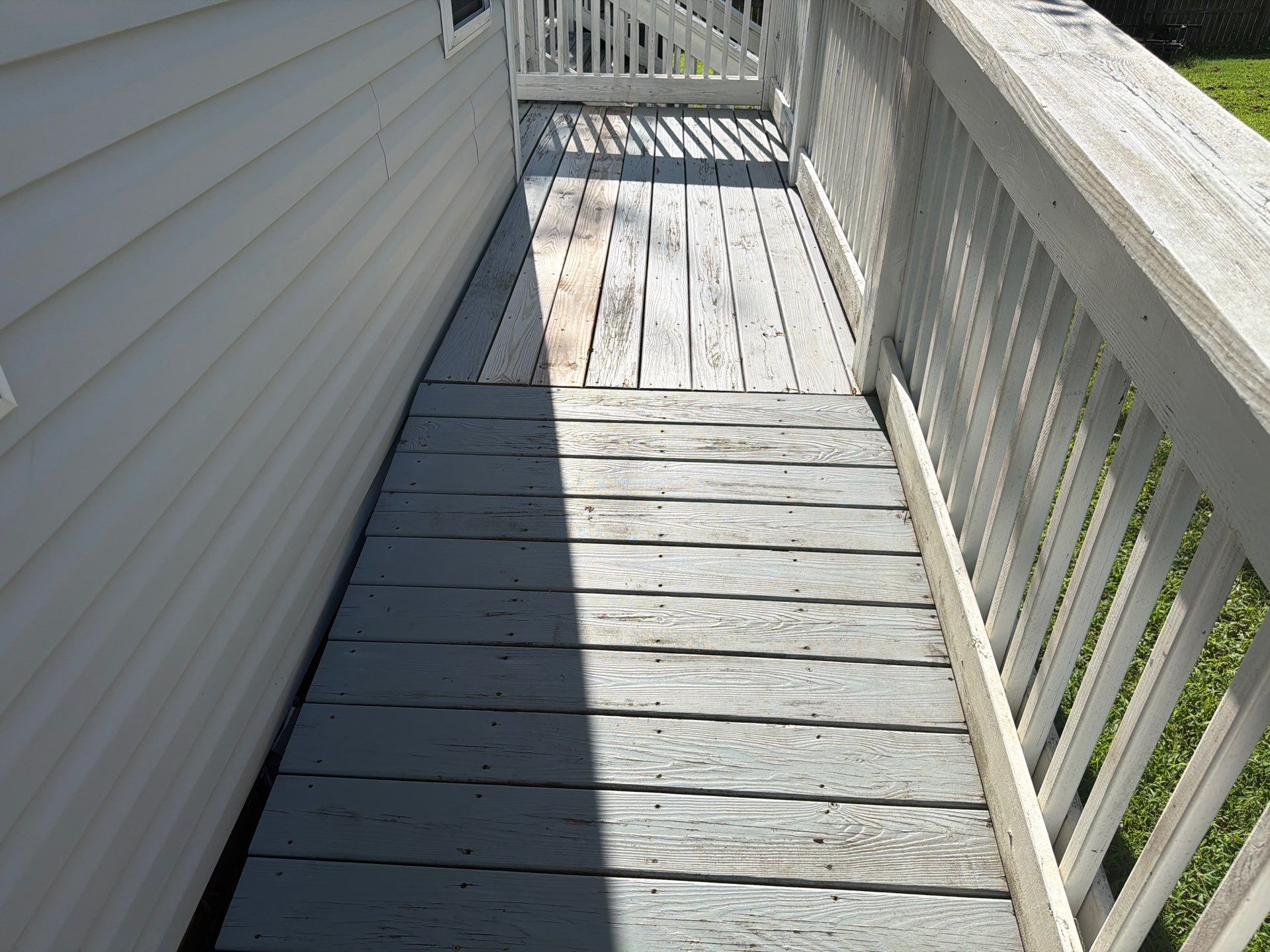 Deck using Wood Sealant by DuraSeal