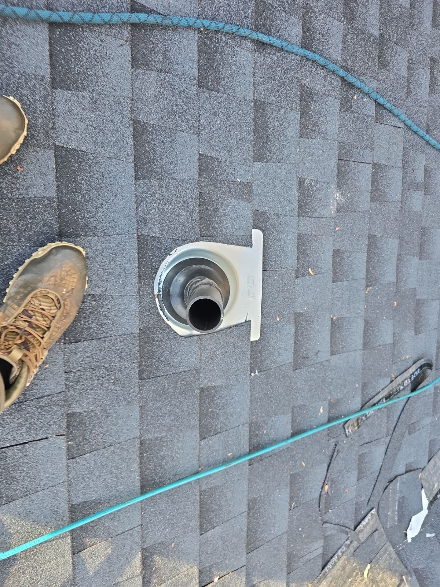 GAF Timberline HDZ in Charcoal by Element Pros Roofing, LLC