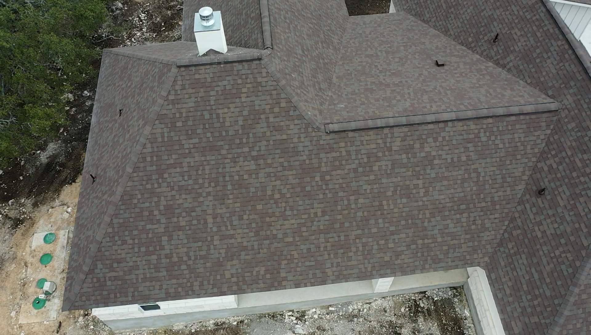 New Home Construction using Owens Corning 30 year Architectural Shingles by Premier Roofing and Contracting
